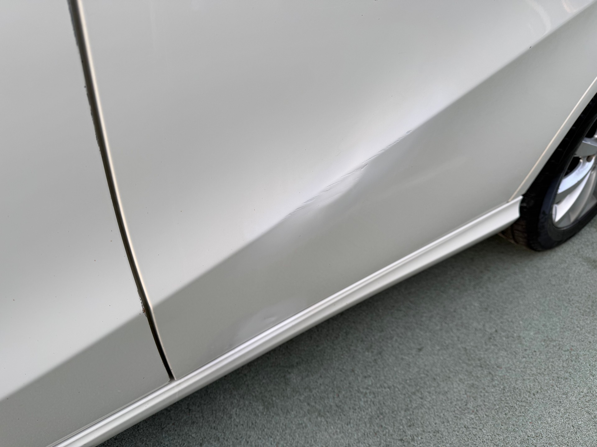 MERCEDES-BENZ B 220 4Matic 7G-DCT-image-14