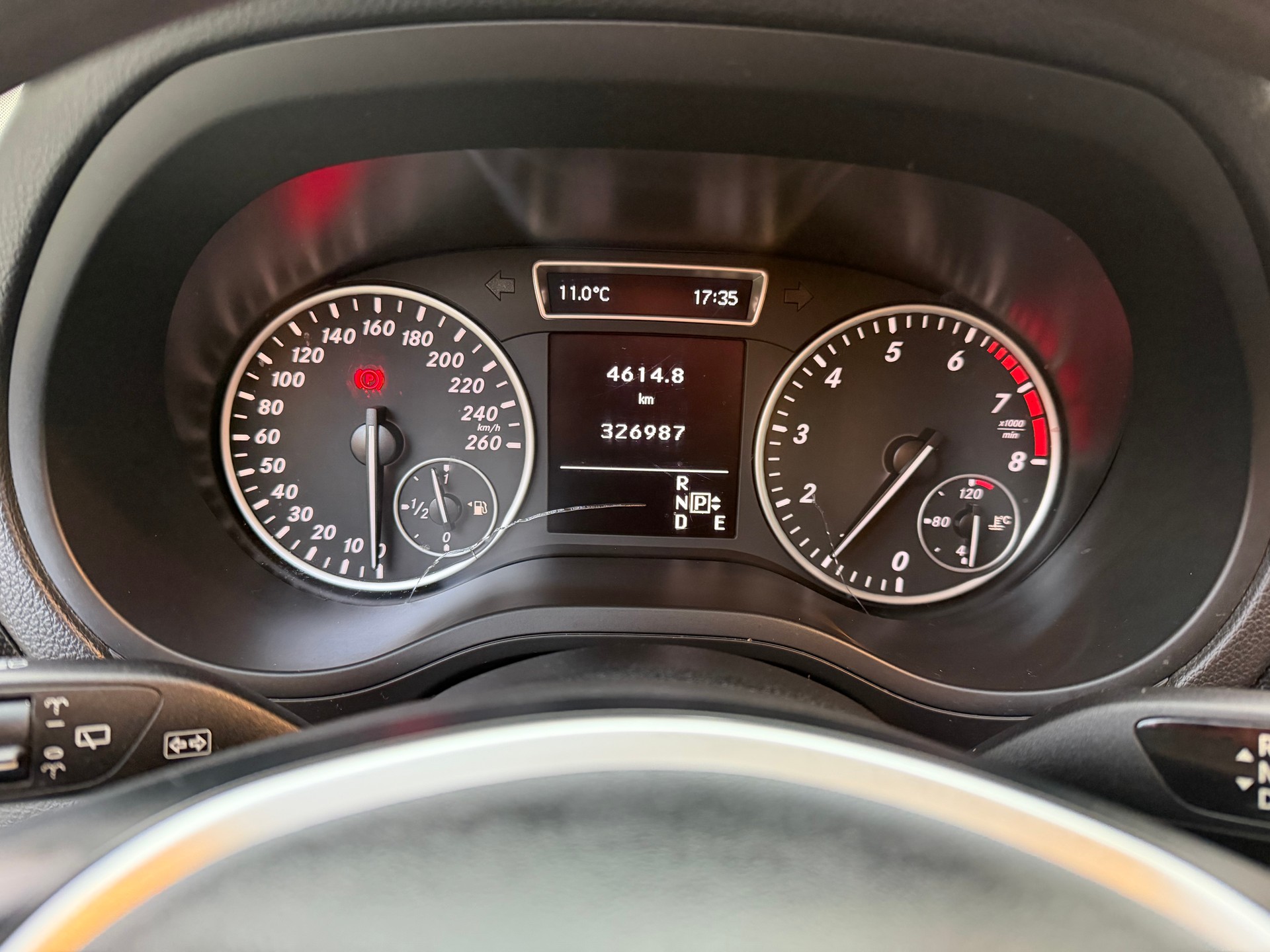 MERCEDES-BENZ B 220 4Matic 7G-DCT-image-6