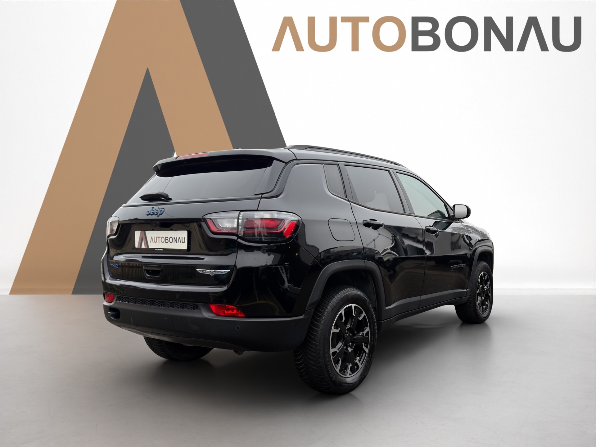 JEEP Compass 1.3T PHEV Trailhawk 4xe-image-4