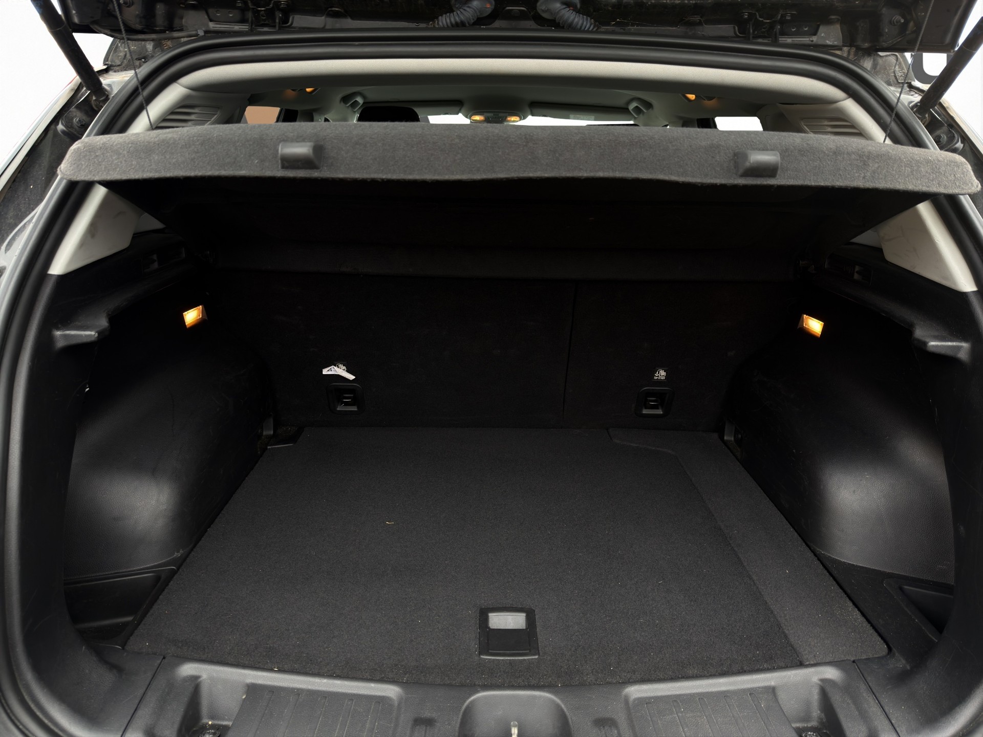 JEEP Compass 1.3T PHEV Trailhawk 4xe-image-17