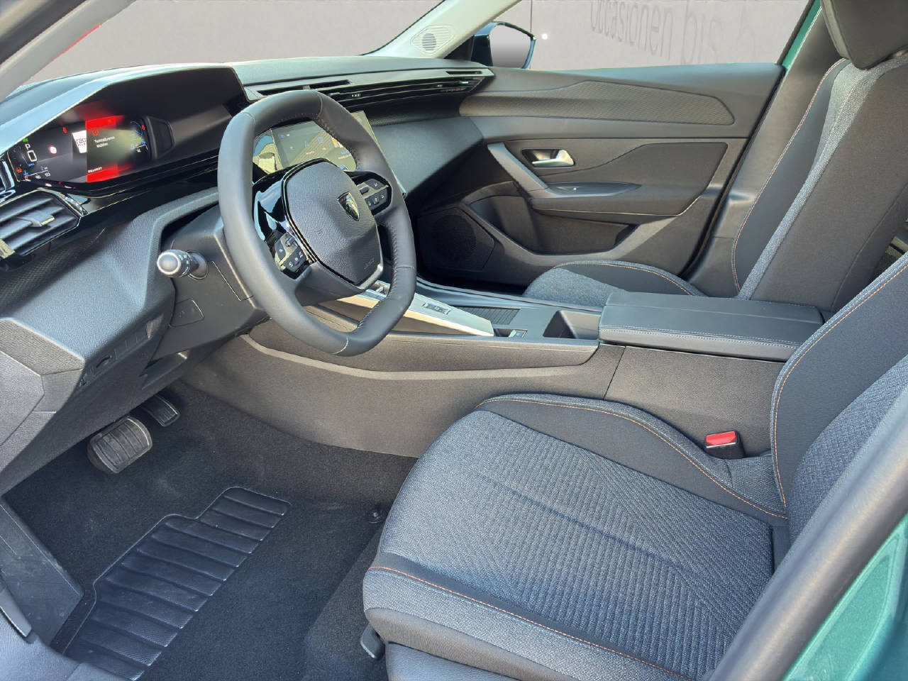 PEUGEOT 308 SW 1.2 Hybrid 145 PS SYLE AUTOMAT-image-8