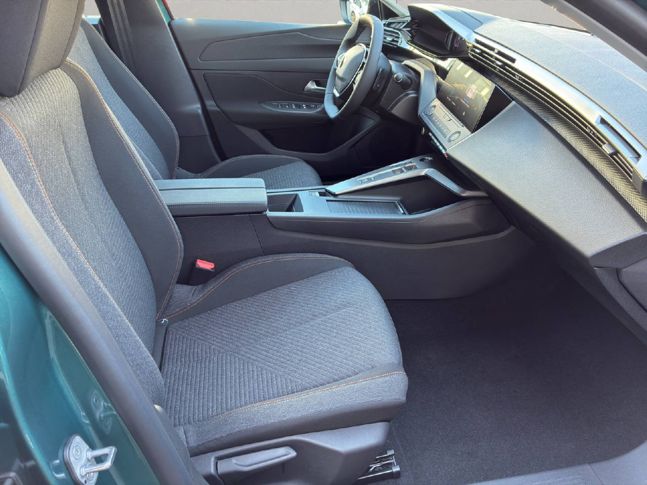 PEUGEOT 308 SW 1.2 Hybrid 145 PS SYLE AUTOMAT-image-5