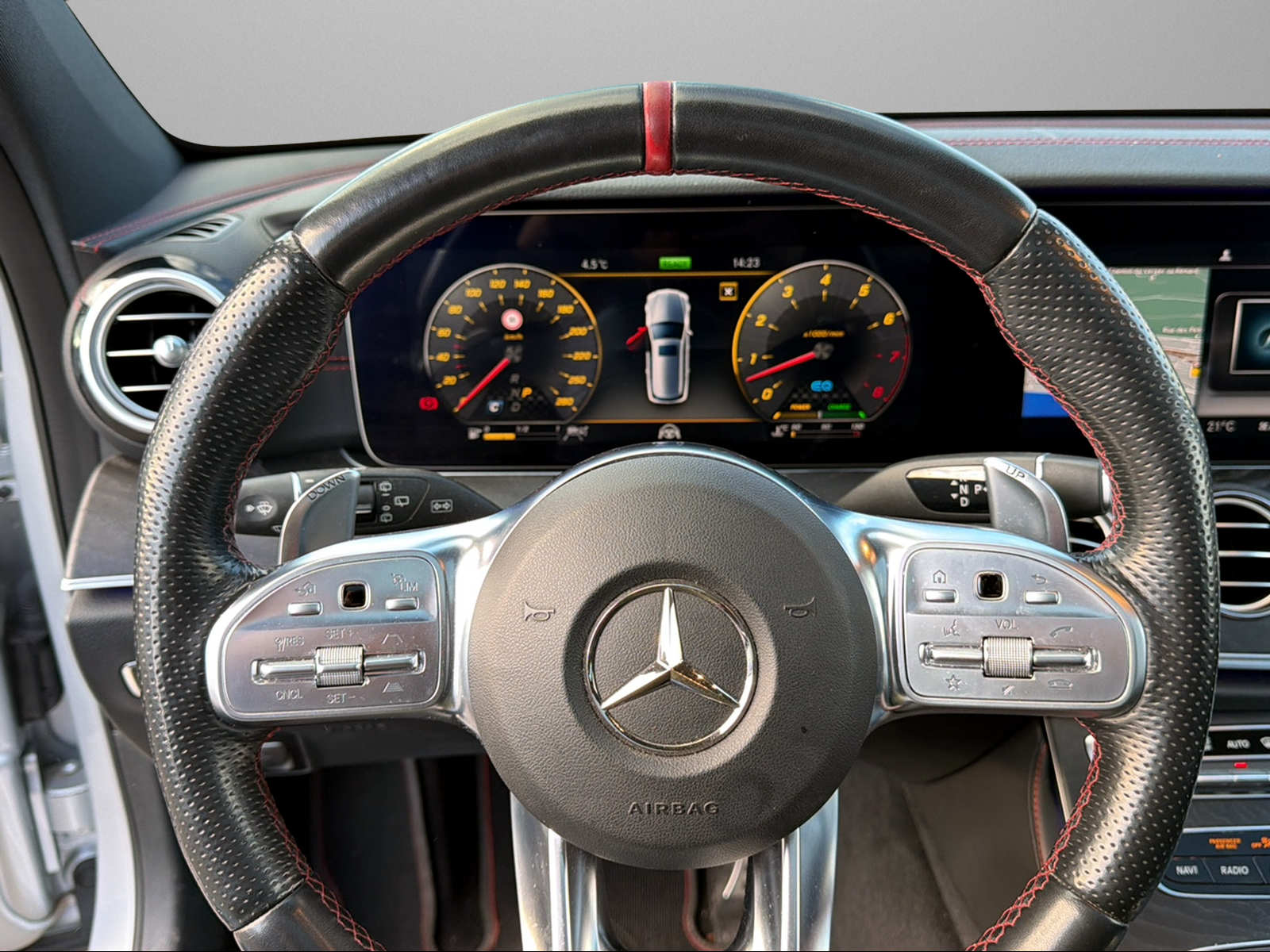 MERCEDES-BENZ E 53 AMG 4Matic 9G-Tronic-image-13
