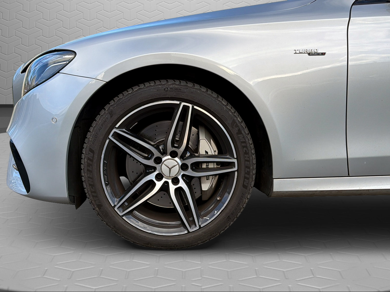 MERCEDES-BENZ E 53 AMG 4Matic 9G-Tronic-image-8