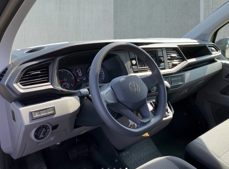 VW T6.1 2.0 TDI 4Motion DSG-image-1