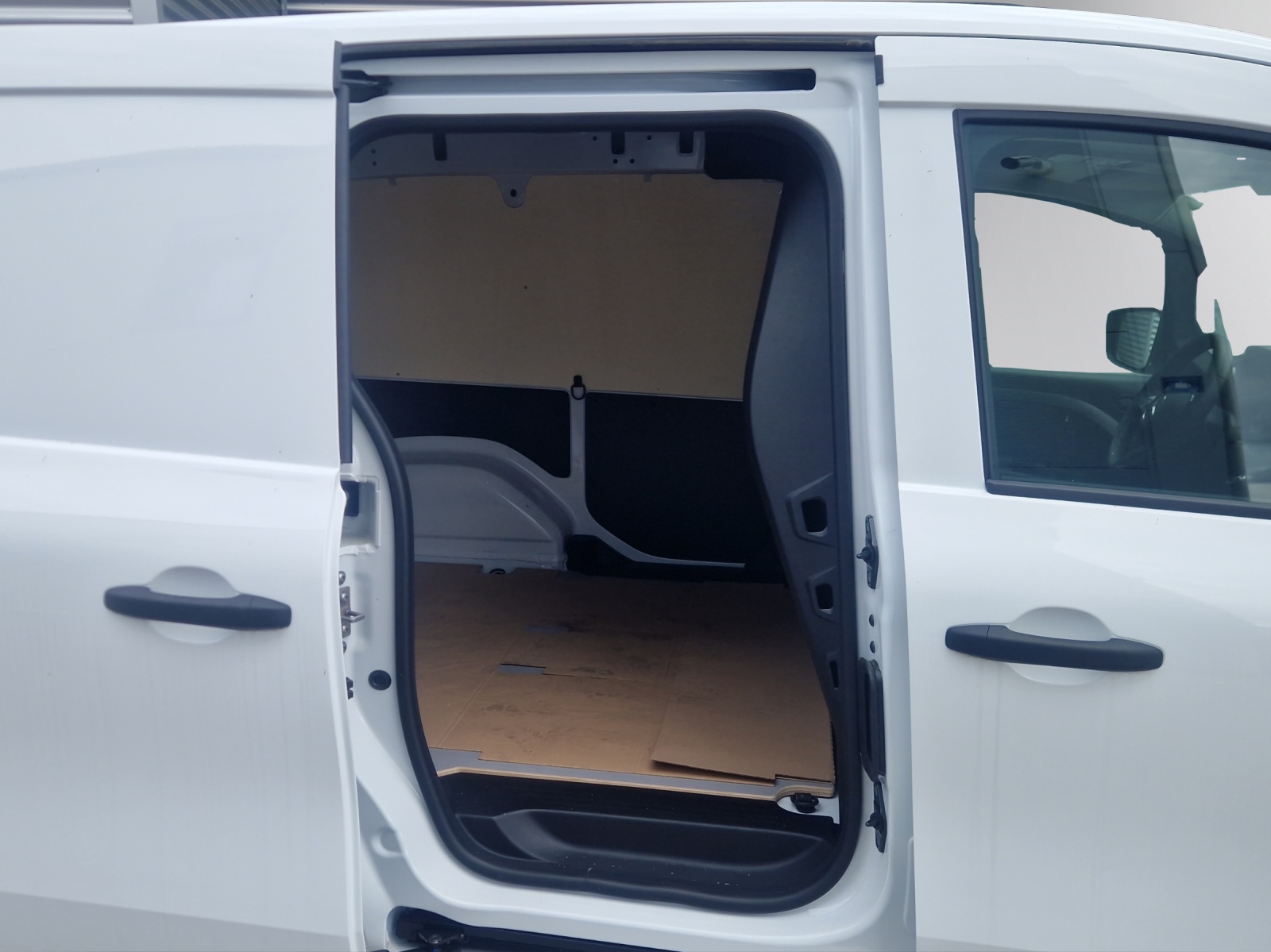 MERCEDES-BENZ eCitan 45kWh Worker-image-6