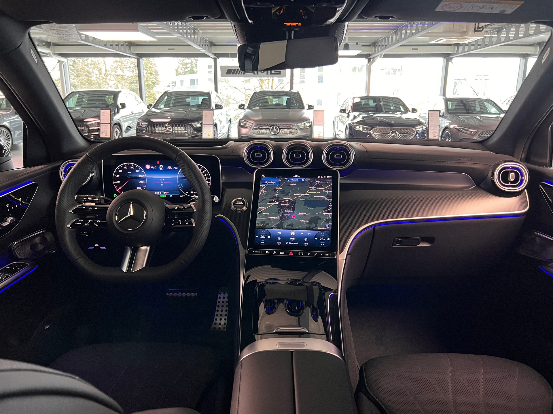 MERCEDES-BENZ GLC 400 e 4Matic EQ Star 9G-Tronic-image-11