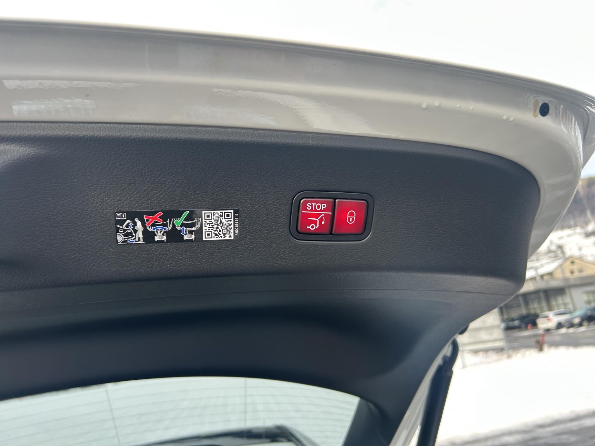 MERCEDES-BENZ GLC 300 AMG Line 4matic Coupé-image-20