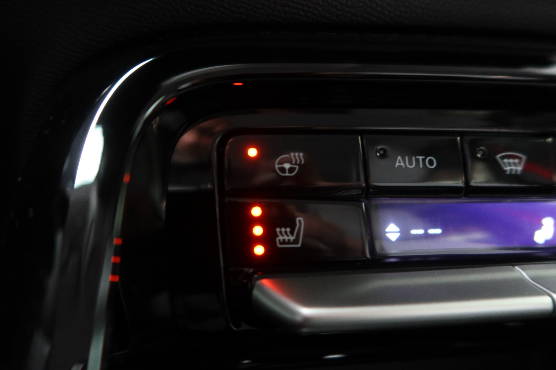 CITROEN e-C3 44kWh Plus-image-8
