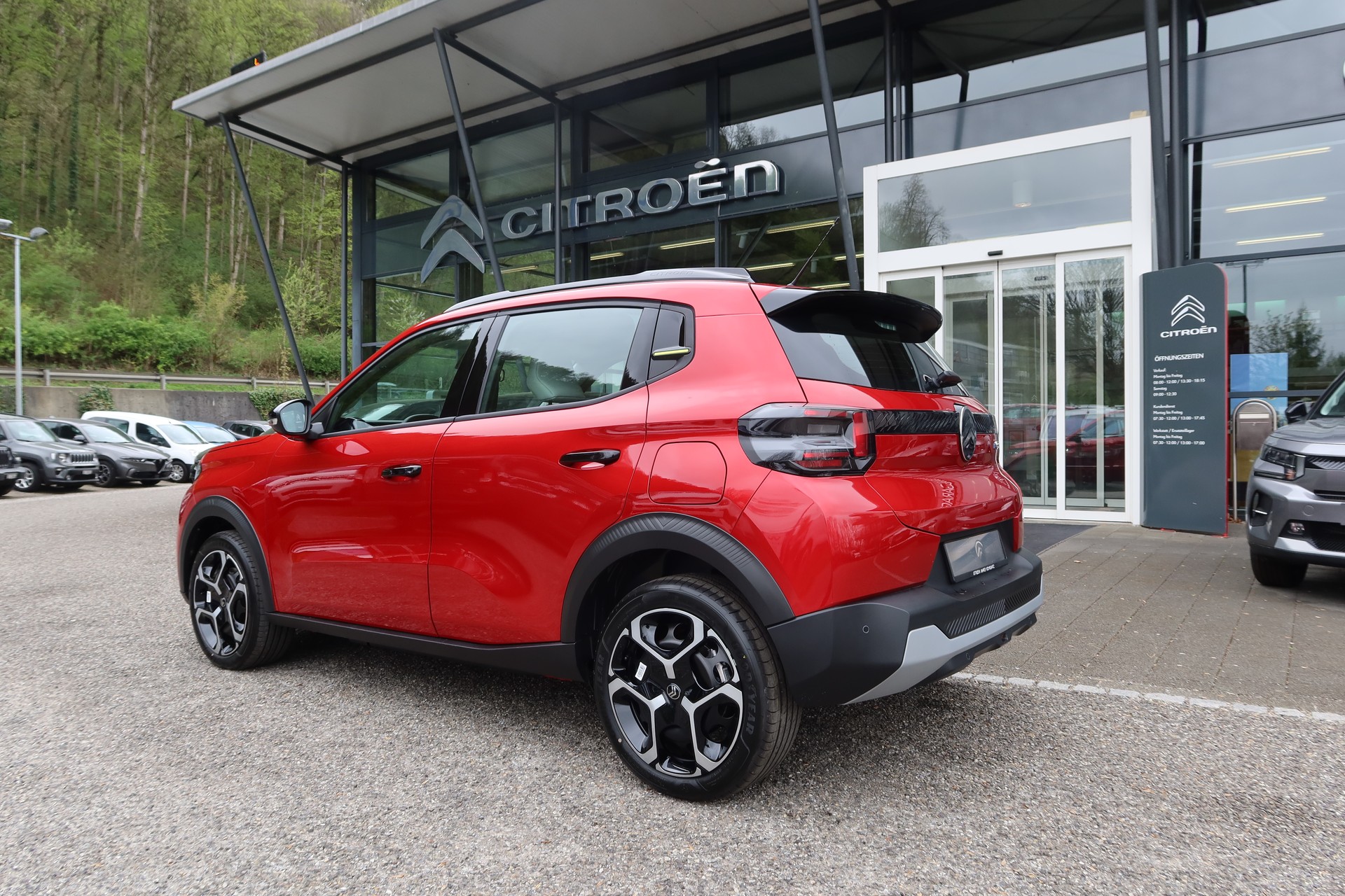CITROEN e-C3 44kWh Plus-image-4