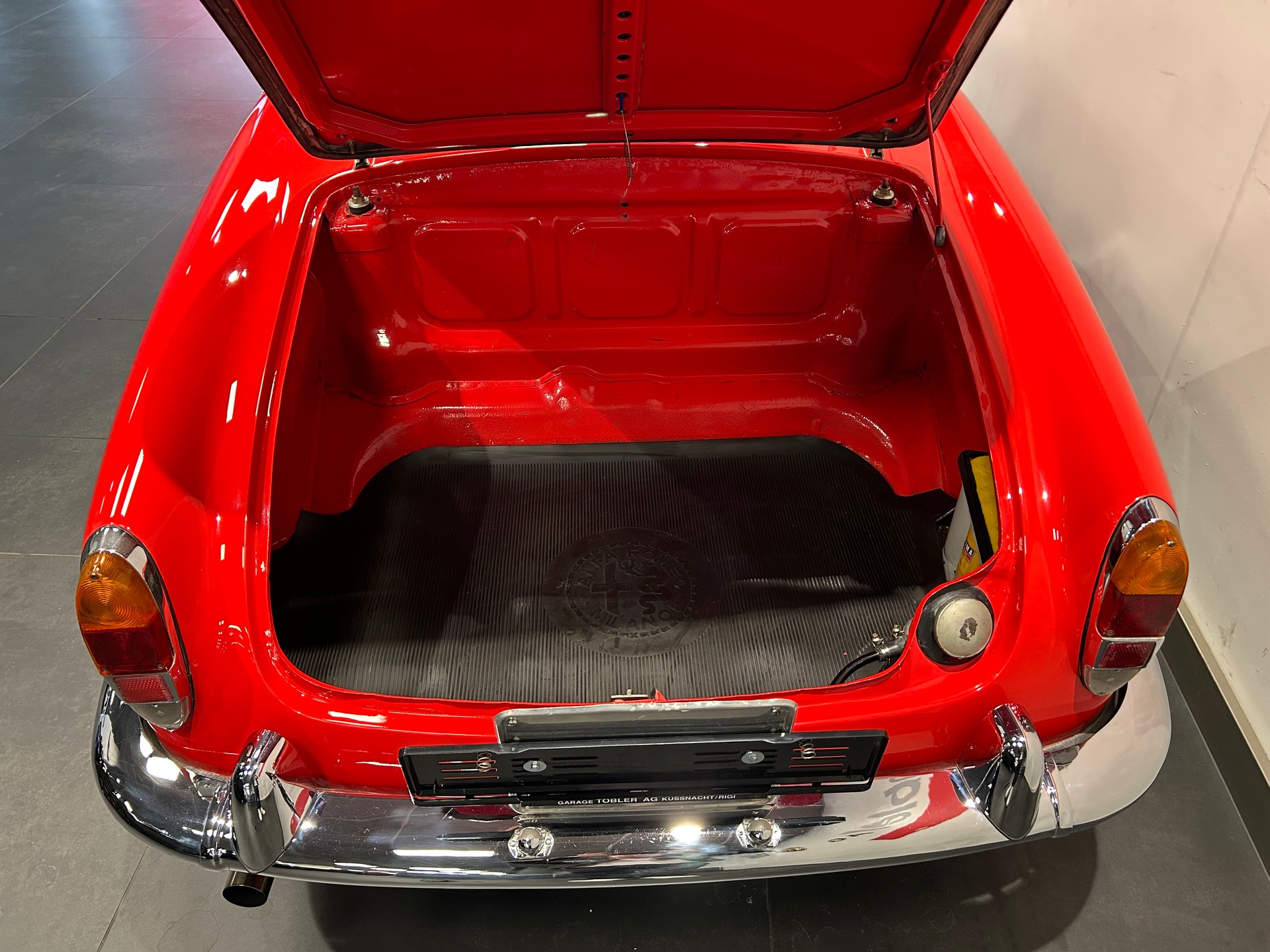 ALFA ROMEO 1600 Spider-image-19