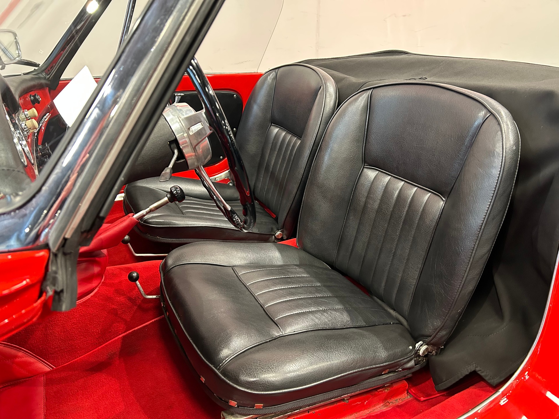 ALFA ROMEO 1600 Spider-image-11
