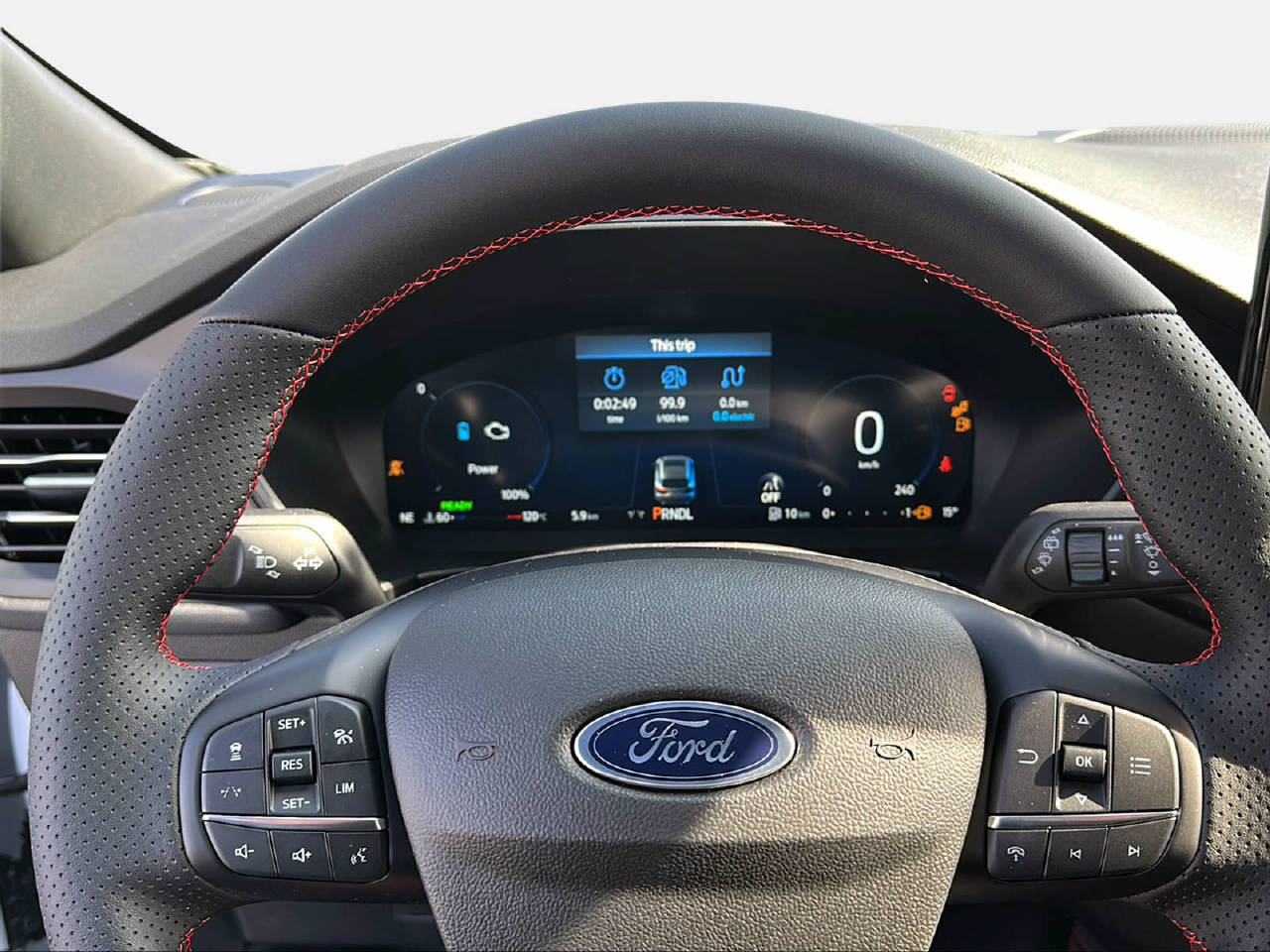 FORD Kuga 2.5 Hybrid ST-Line X AWD-image-10