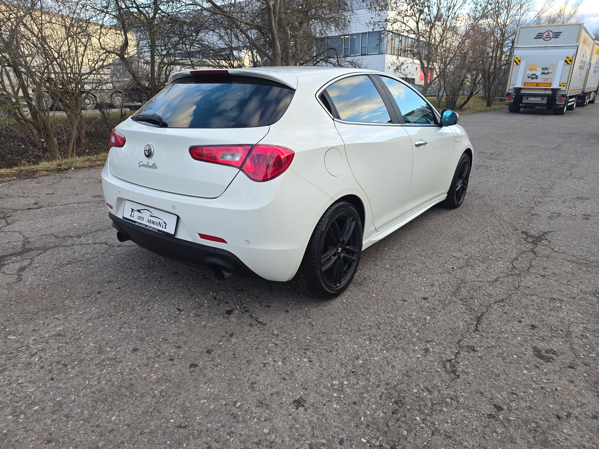 ALFA ROMEO Giulietta 1750 TBi Quadrifoglio Verde-image-4