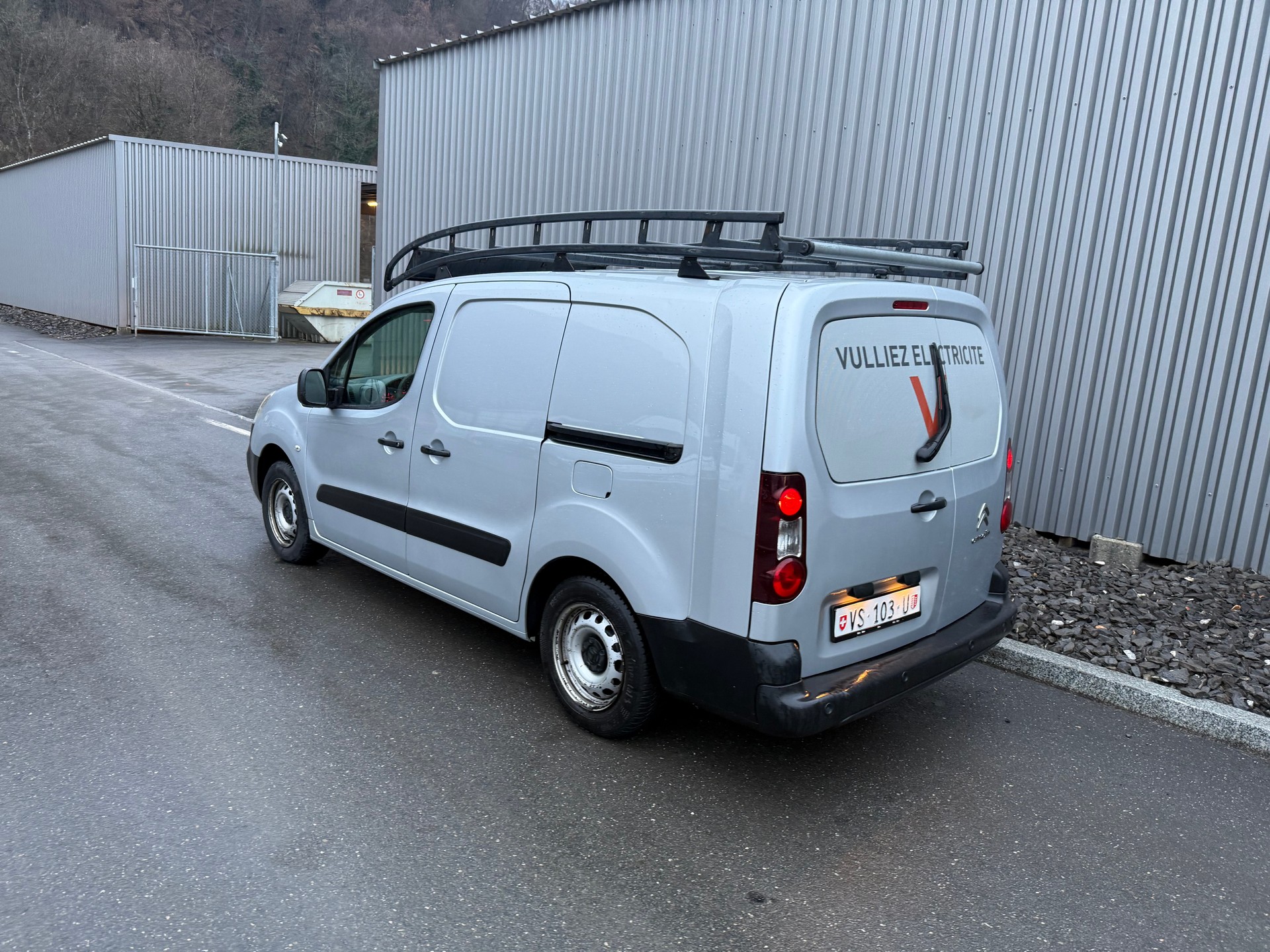 CITROEN Berlingo 1.6 BlueHDi 100 Business 3. PLACES —-showroom-element-2