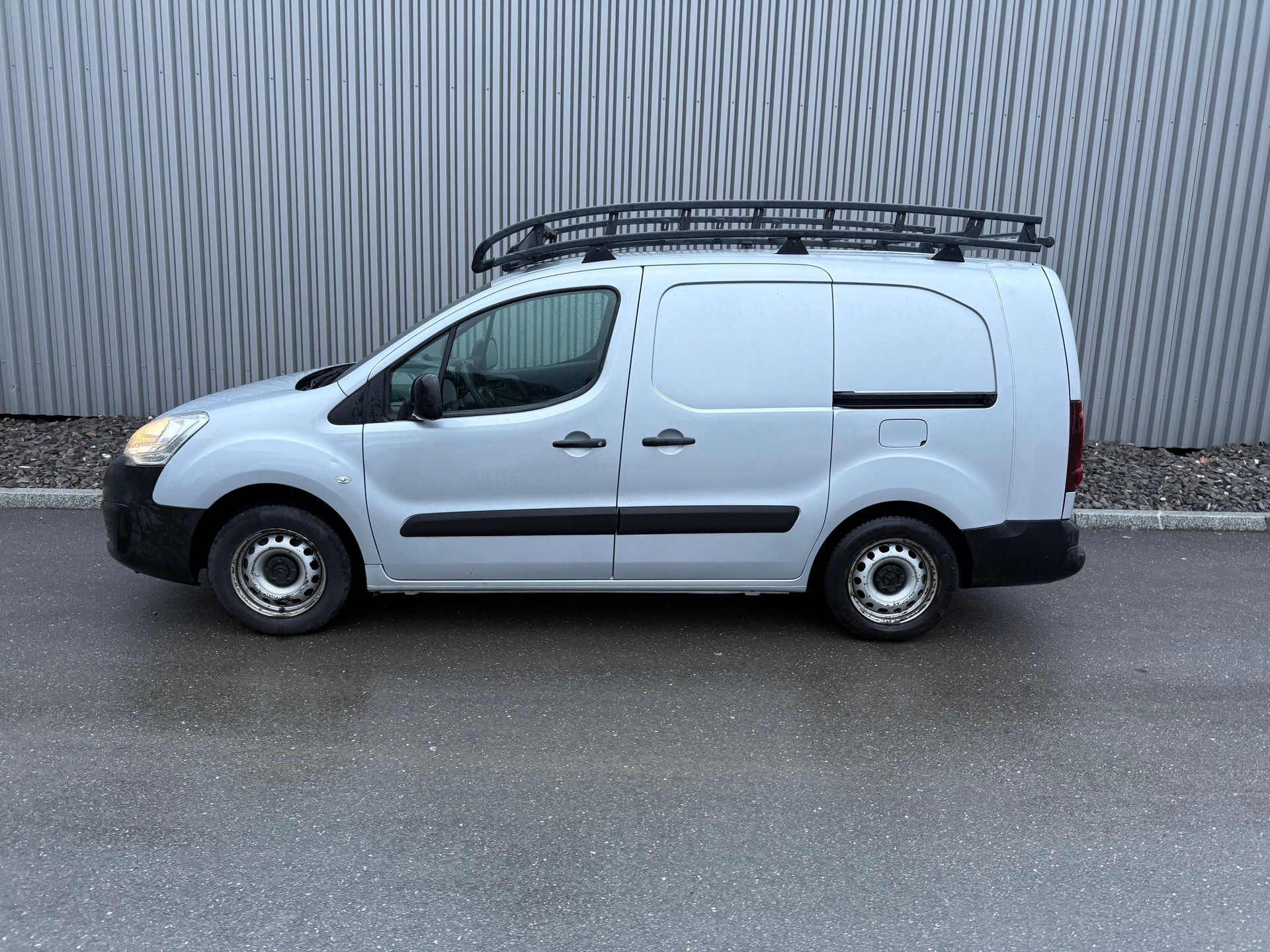 CITROEN Berlingo 1.6 BlueHDi 100 Business 3. PLACES —-showroom-element-1