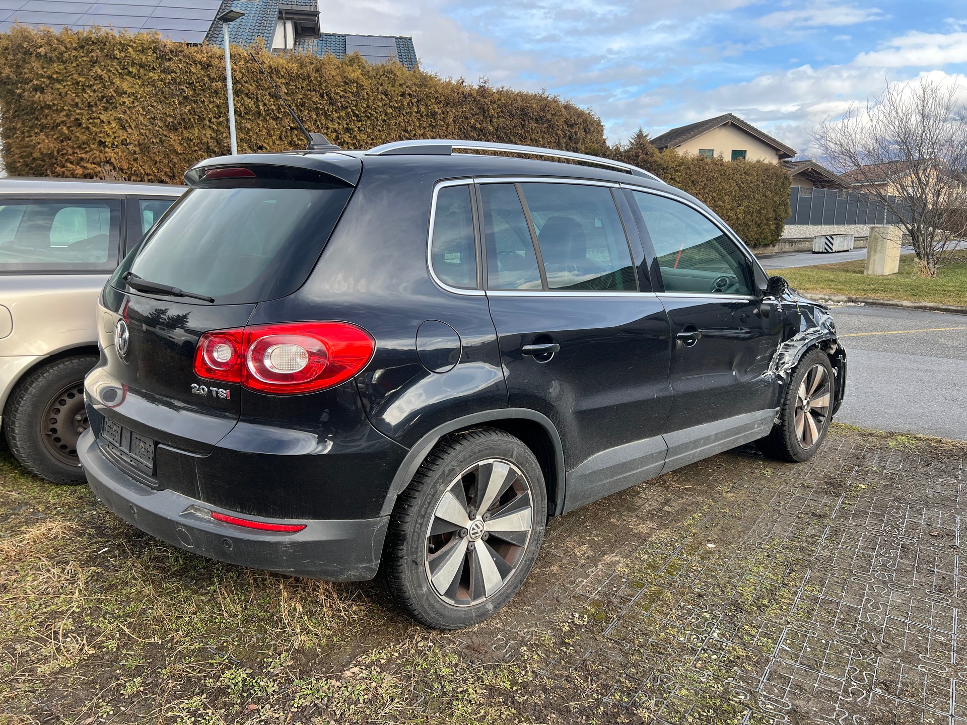 VW Tiguan 2.0 TSI Sport&Style Tiptronic-image-3