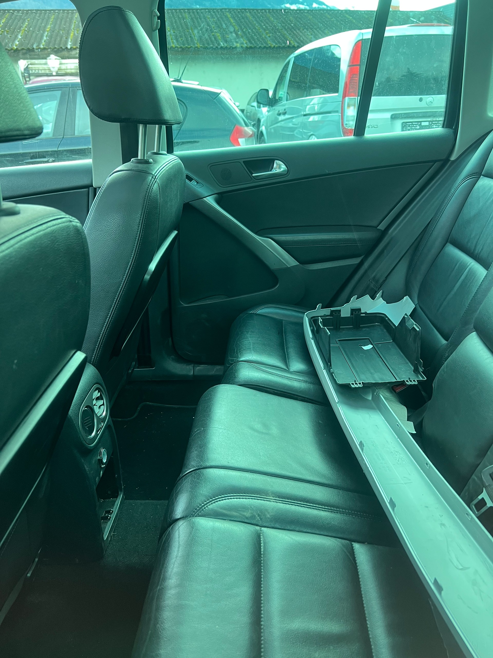 VW Tiguan 2.0 TSI Sport&Style Tiptronic-image-7