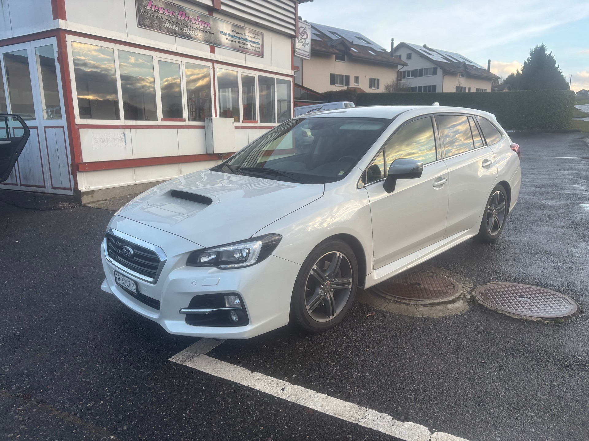 SUBARU Levorg 1.6DIT Swiss S AWD Lineartronic-image-3