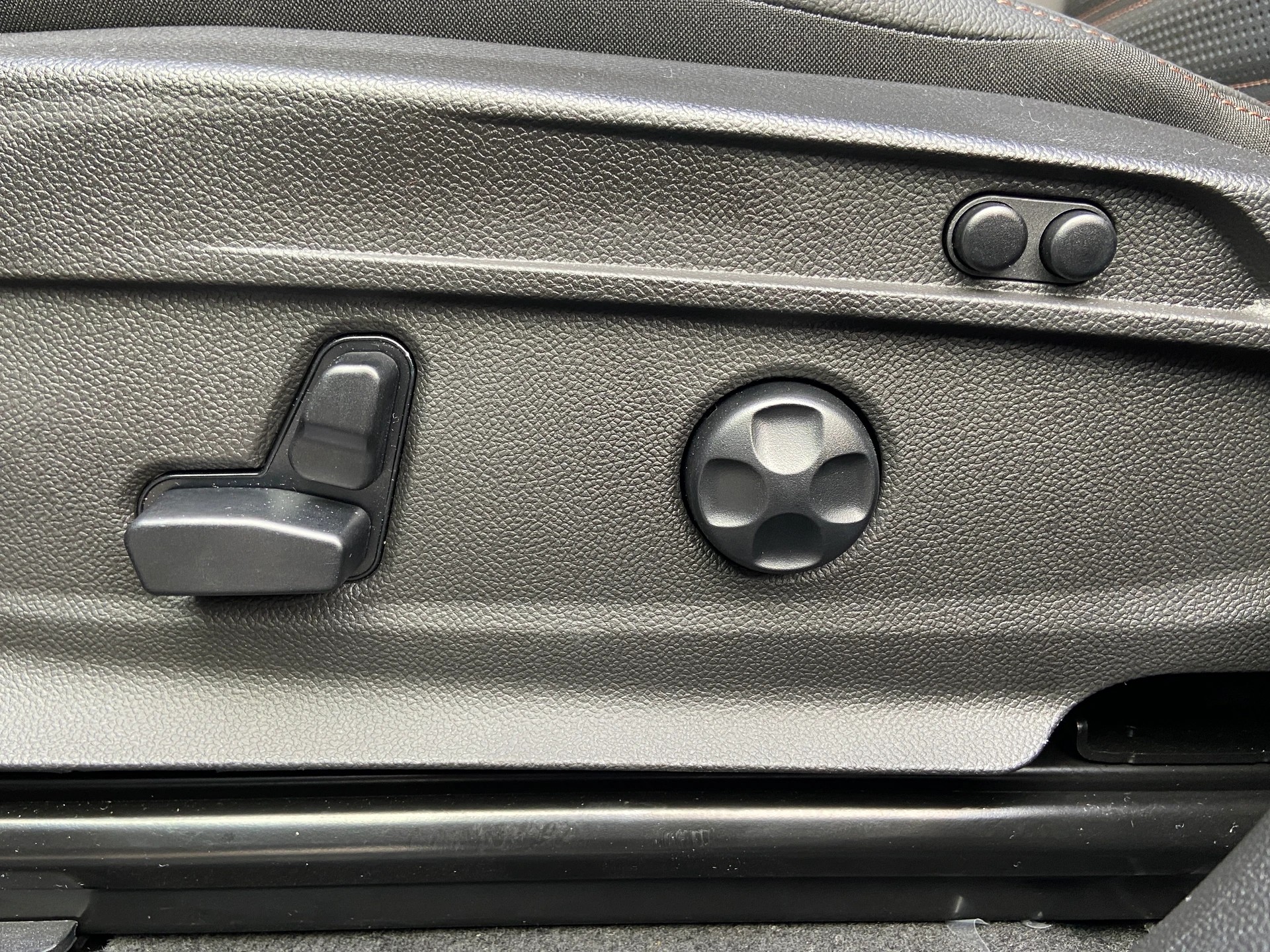 ALFA ROMEO Stelvio 2.0 Intensa Sky Q4 AT8-image-8