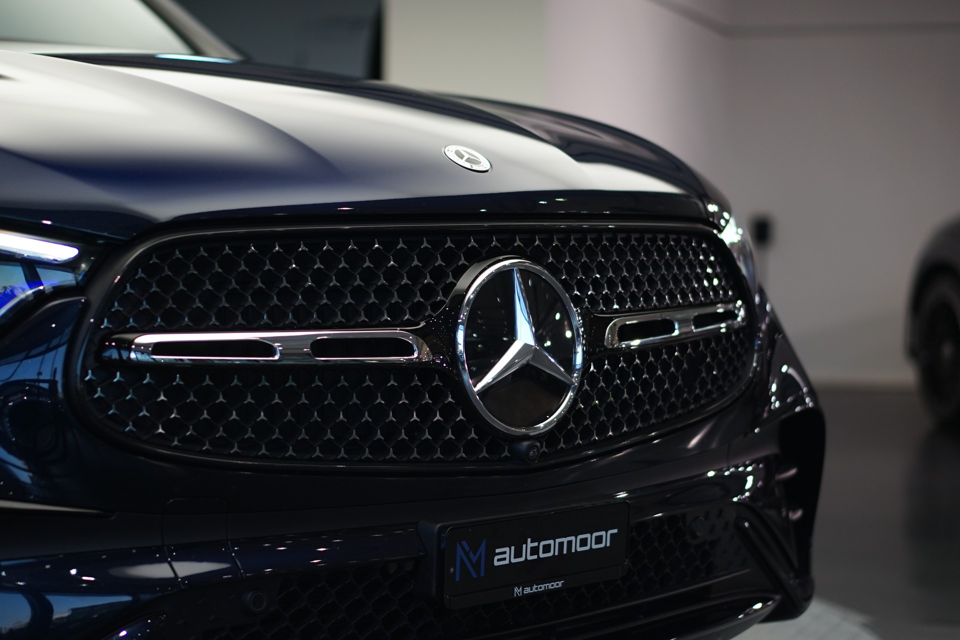 MERCEDES-BENZ GLC 300 4Matic AMG Line 9G-Tronic *CH-Fahrzeug* *Burmester* *Pano*-image-43