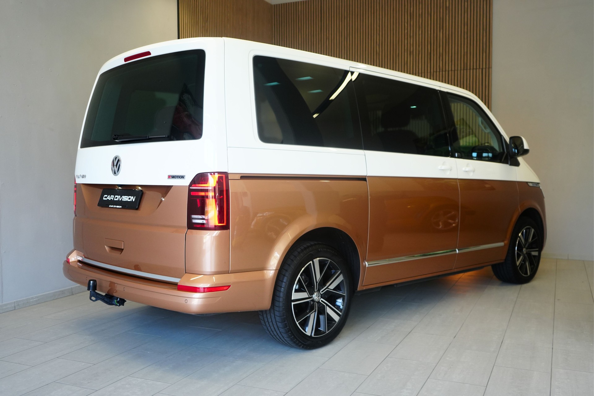 VW T6.1 Multivan 2.0 Bi-TDI Generation Six 4Motion DSG-image-4
