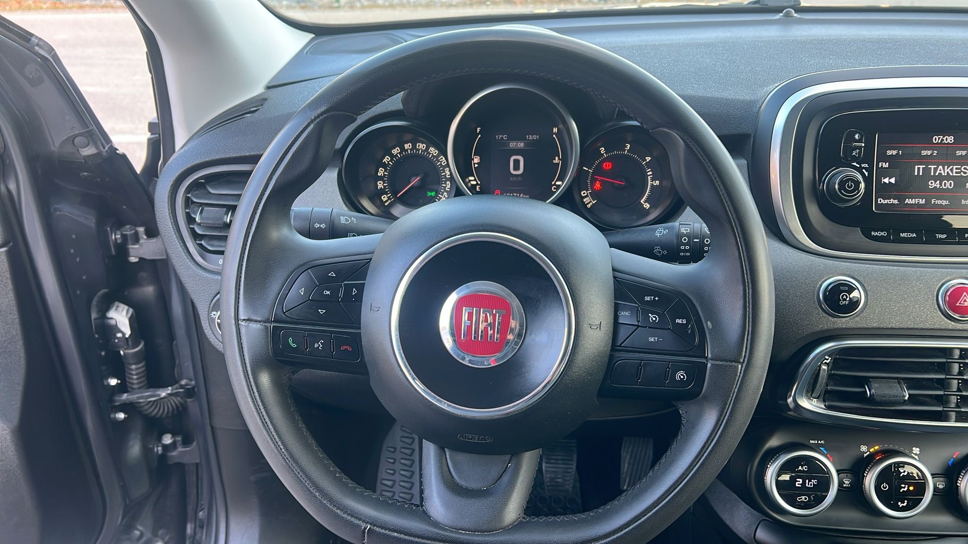 FIAT 500X 2.0 MJ Cross 4x4-image-10