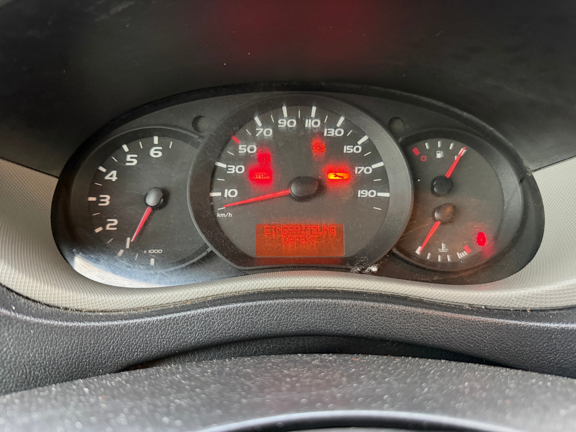 RENAULT Master T33 2.3dCi L2H2-image-9