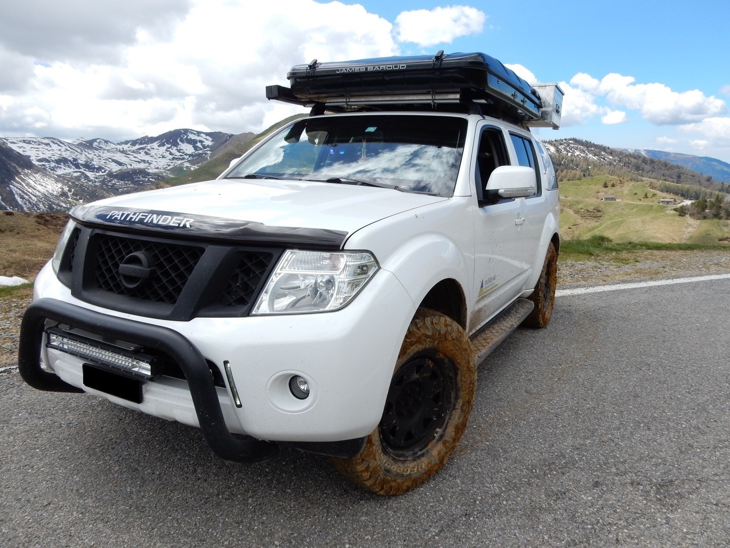 NISSAN Pathfinder 2.5 dCi Platinum Automatic