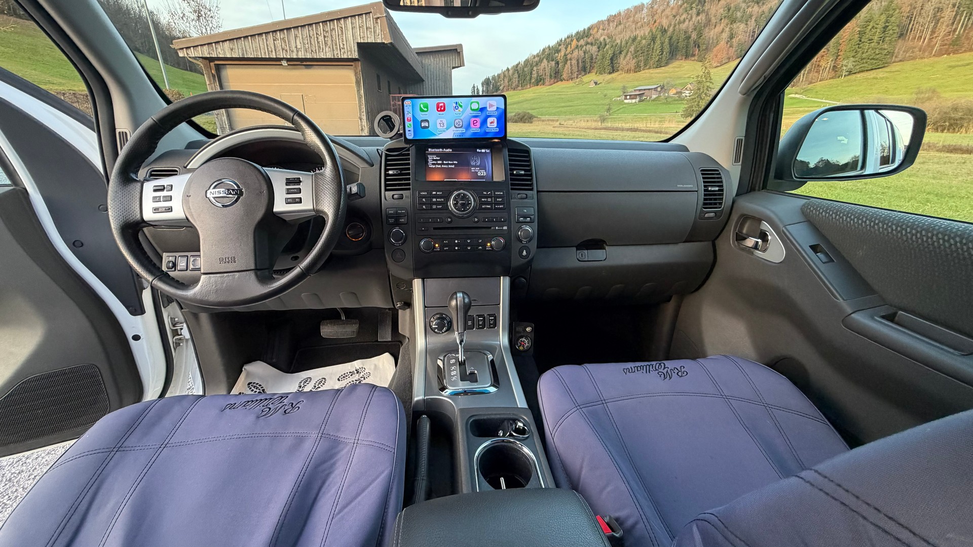 NISSAN Pathfinder 2.5 dCi Platinum Automatic-image-3