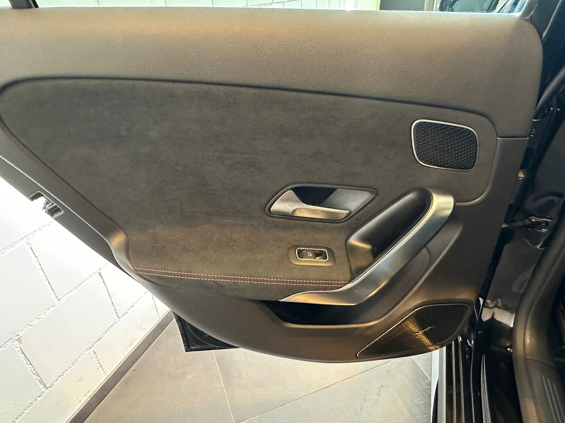 MERCEDES-BENZ A 45 S AMG 4Matic+ Speedshift-image-21