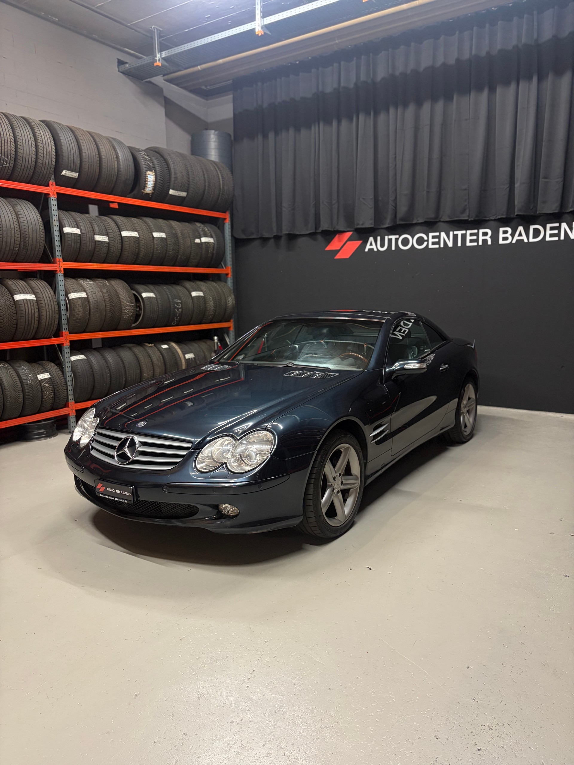 MERCEDES-BENZ SL 500 Automatic-showroom-element-3