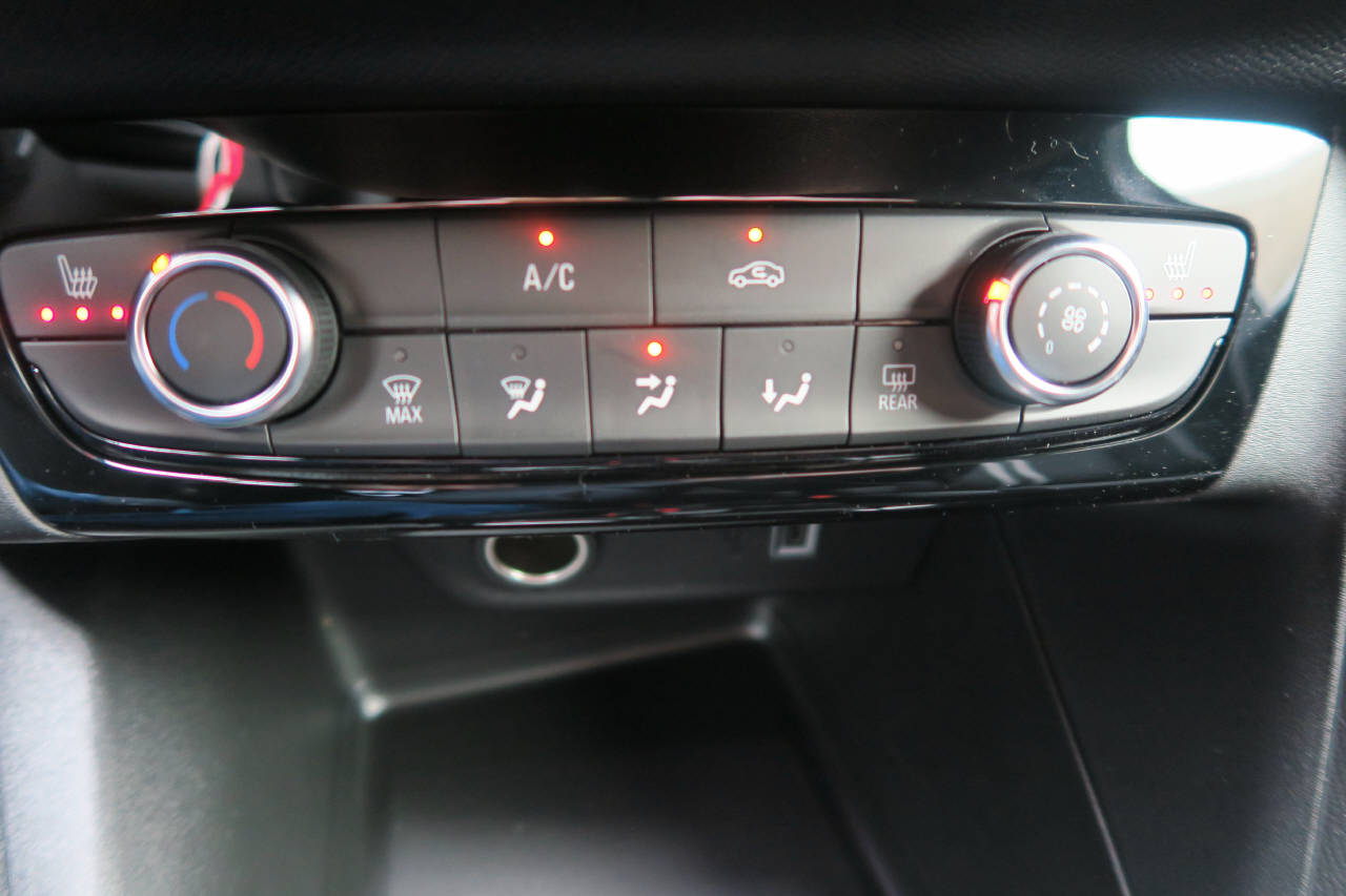 OPEL Corsa 1.2 T Hybrid Viva-image-10