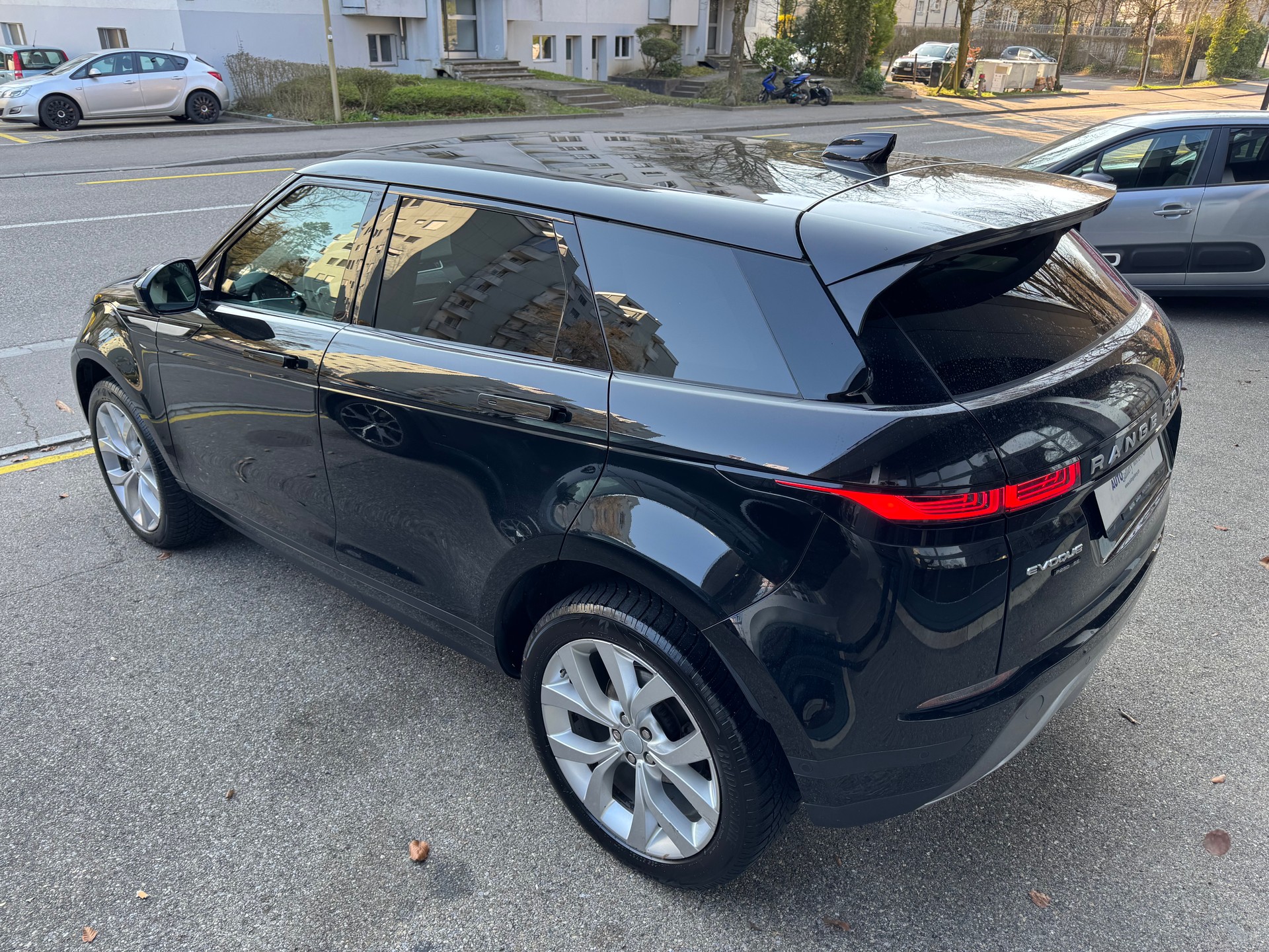 LAND ROVER Range Rover Evoque P 250 SE AT9-image-6