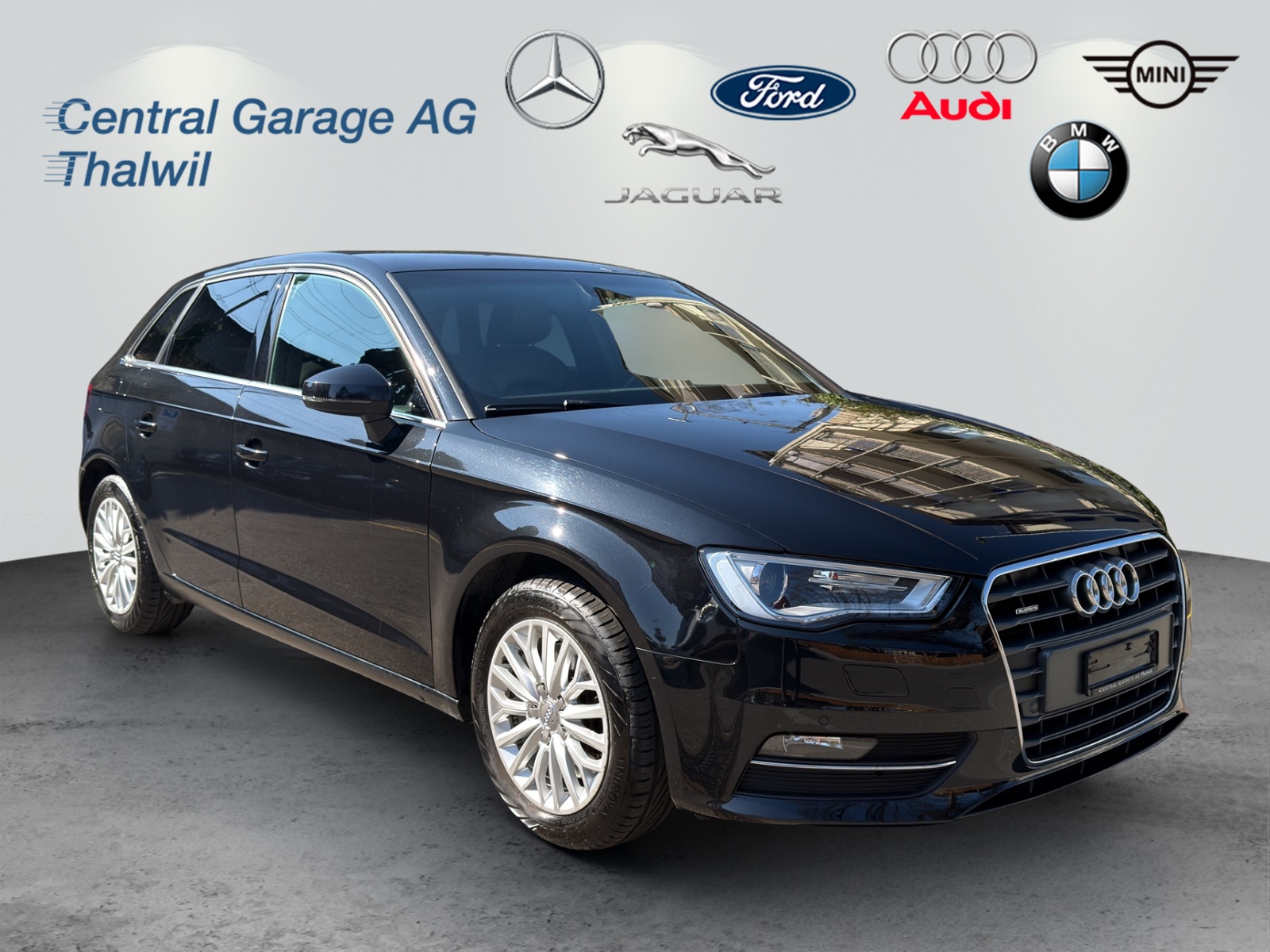 AUDI A3 Sportback 1.8 TFSI Ambiente quattro S-tronic-image-7