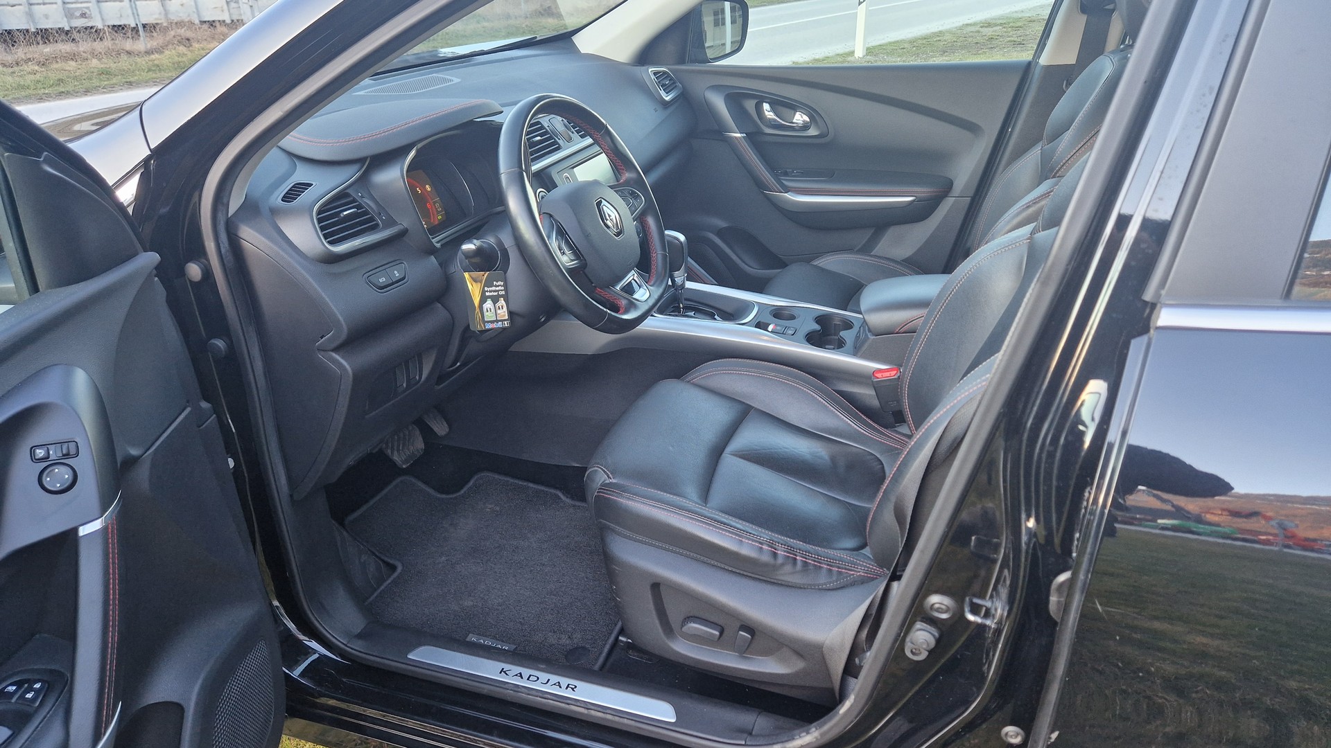 RENAULT Kadjar 1.2 16V Turbo Swiss Edition EDC-image-6