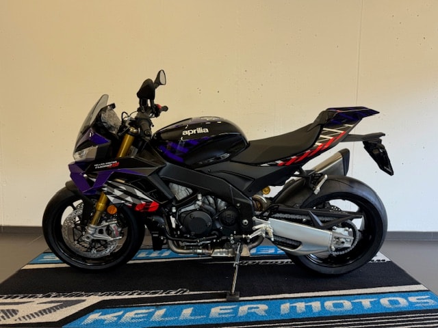 APRILIA Tuono V4 1100 E5+ Factory-showroom-element-1