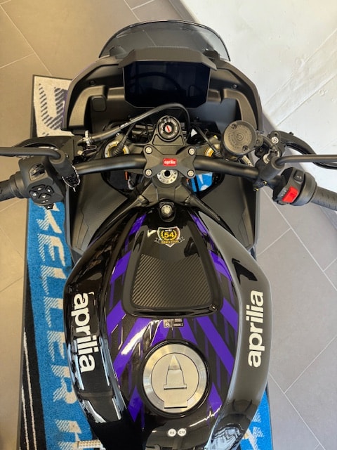 APRILIA Tuono V4 1100 E5+ Factory-image-6