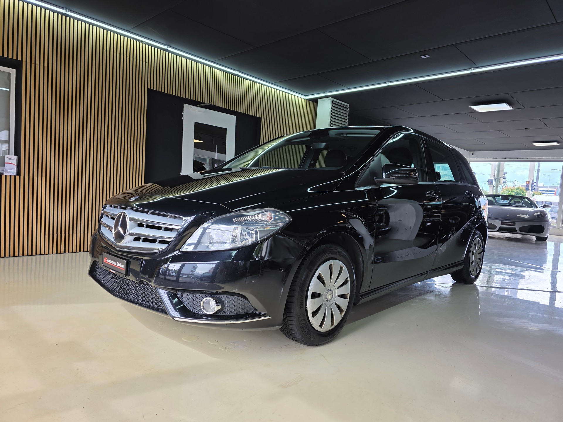 MERCEDES-BENZ B 180 CDI-image-2