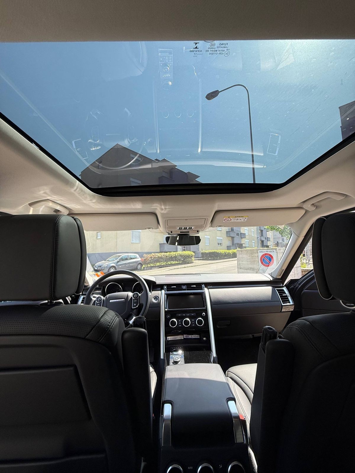 LAND ROVER Discovery 2.0 SD4 HSE Automatic-image-3