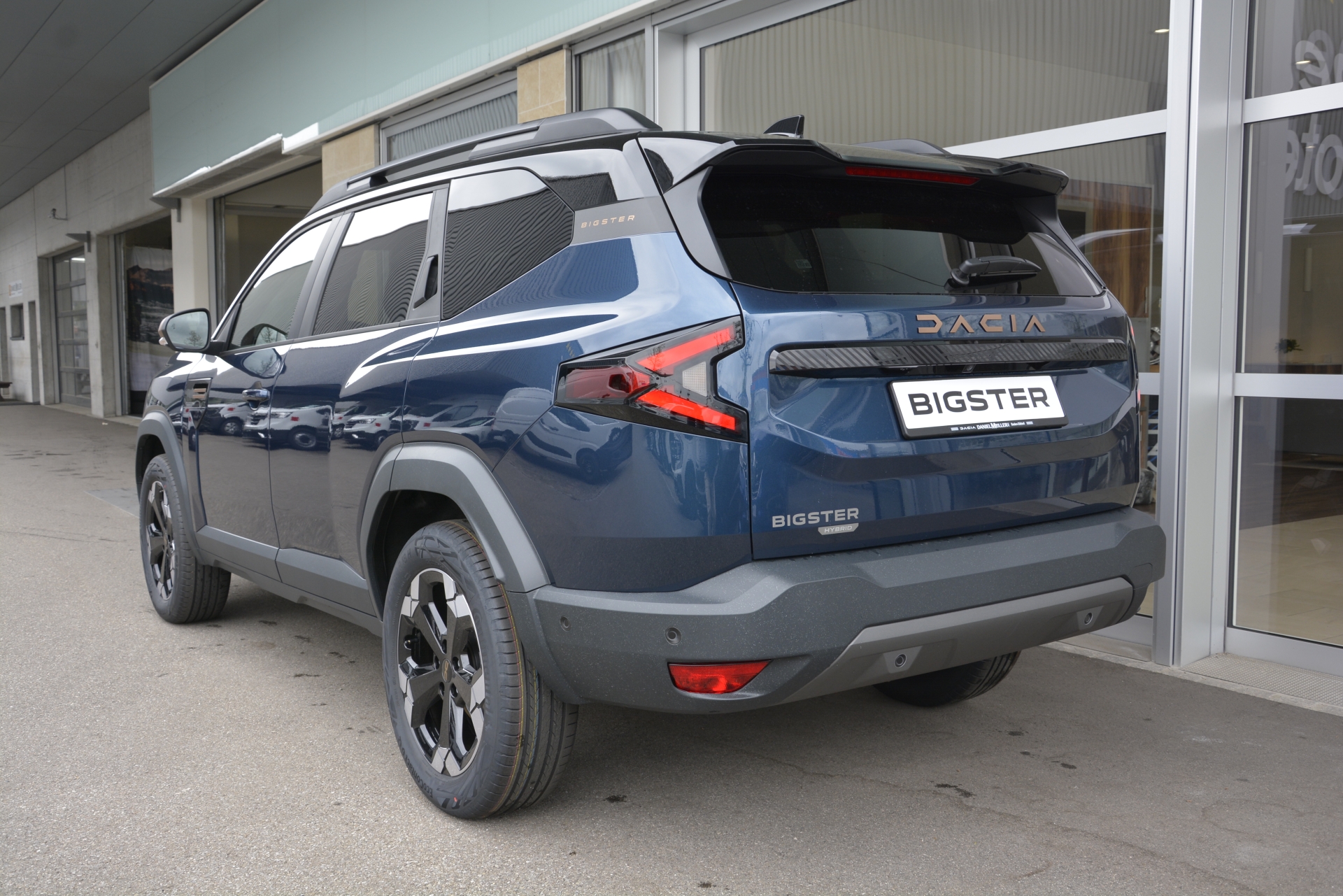 DACIA BIGSTER extreme hybrid 155-image-3