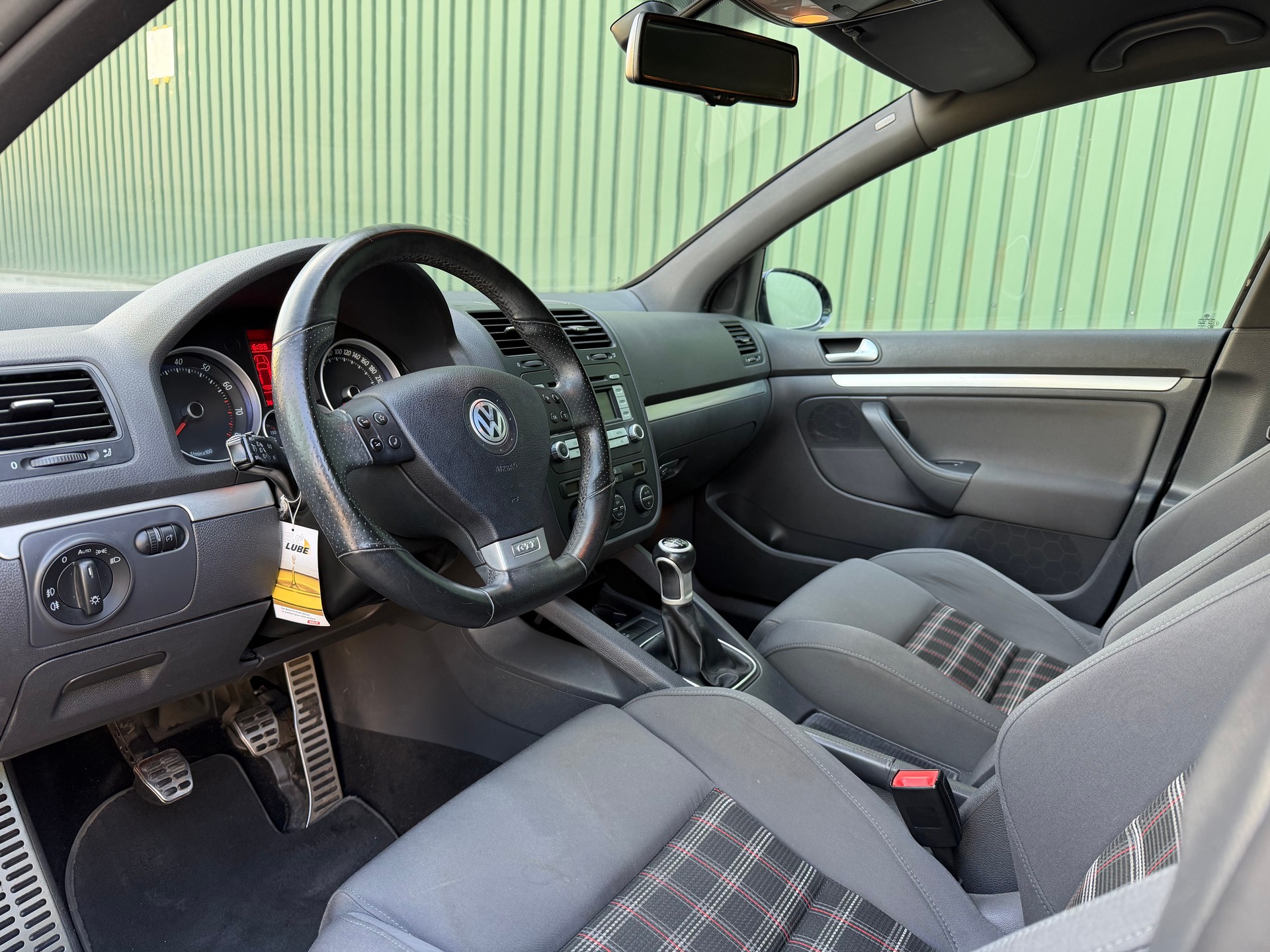 VW Golf 2.0 TFSI GTI-image-8