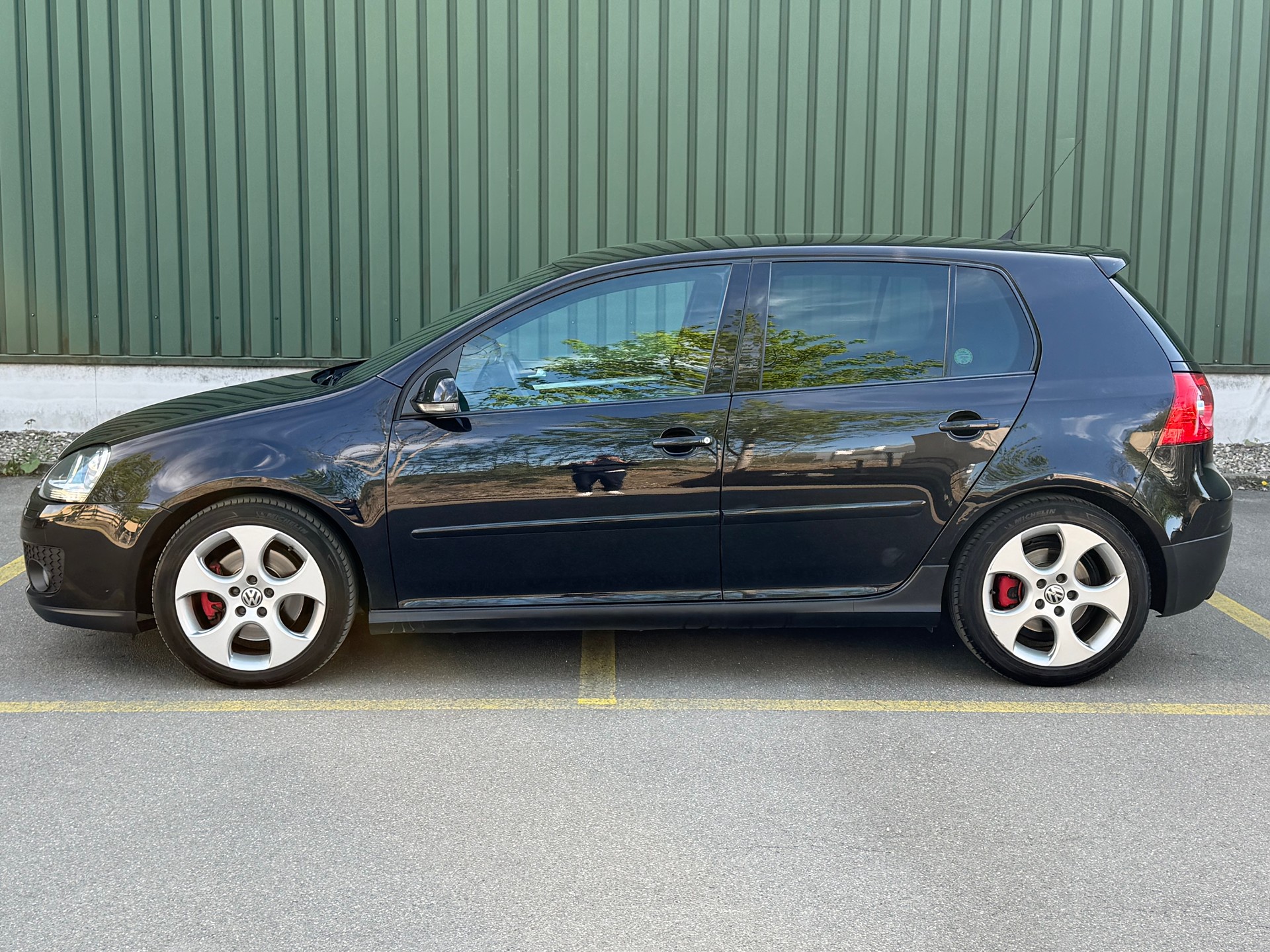 VW Golf 2.0 TFSI GTI-image-7