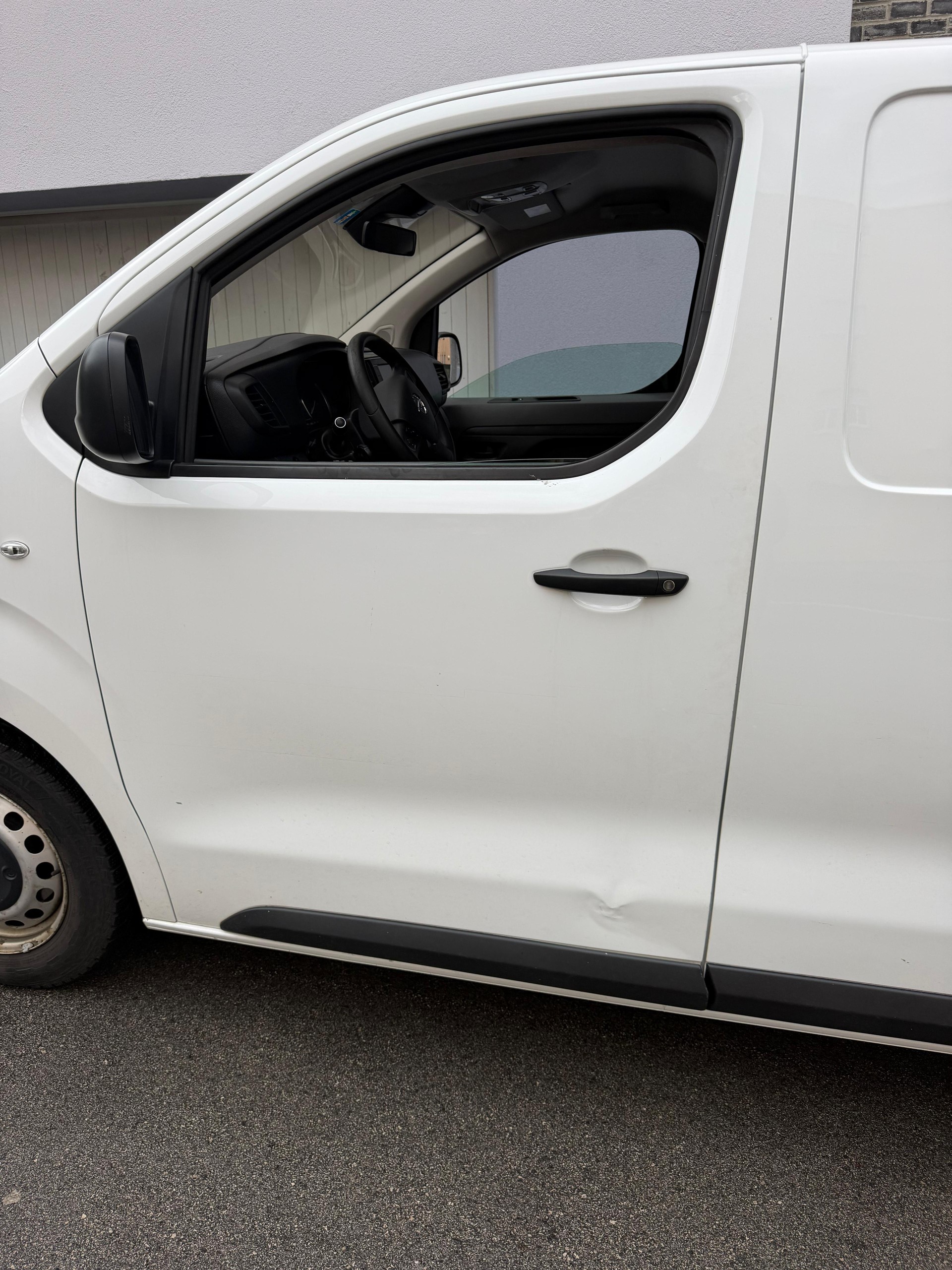 OPEL Vivaro Cargo 2.0 CDTI Essentia s/s S EH-image-8