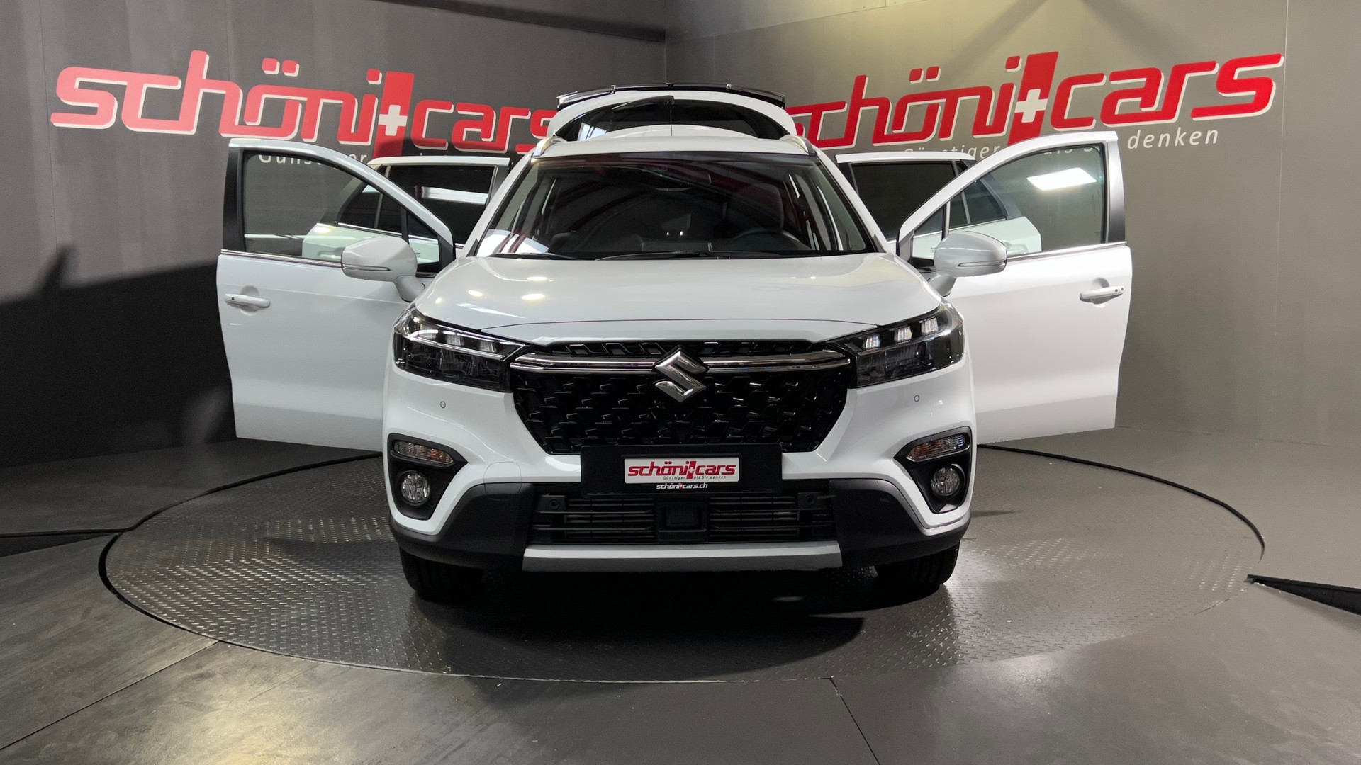 SUZUKI S-Cross 1.4 16V Compact+ MHD Automatic-image-9