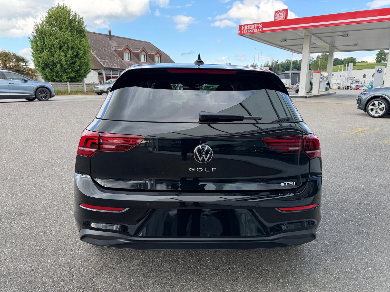 VW Golf 1.5 e TSI mHEV United DSG-image-3