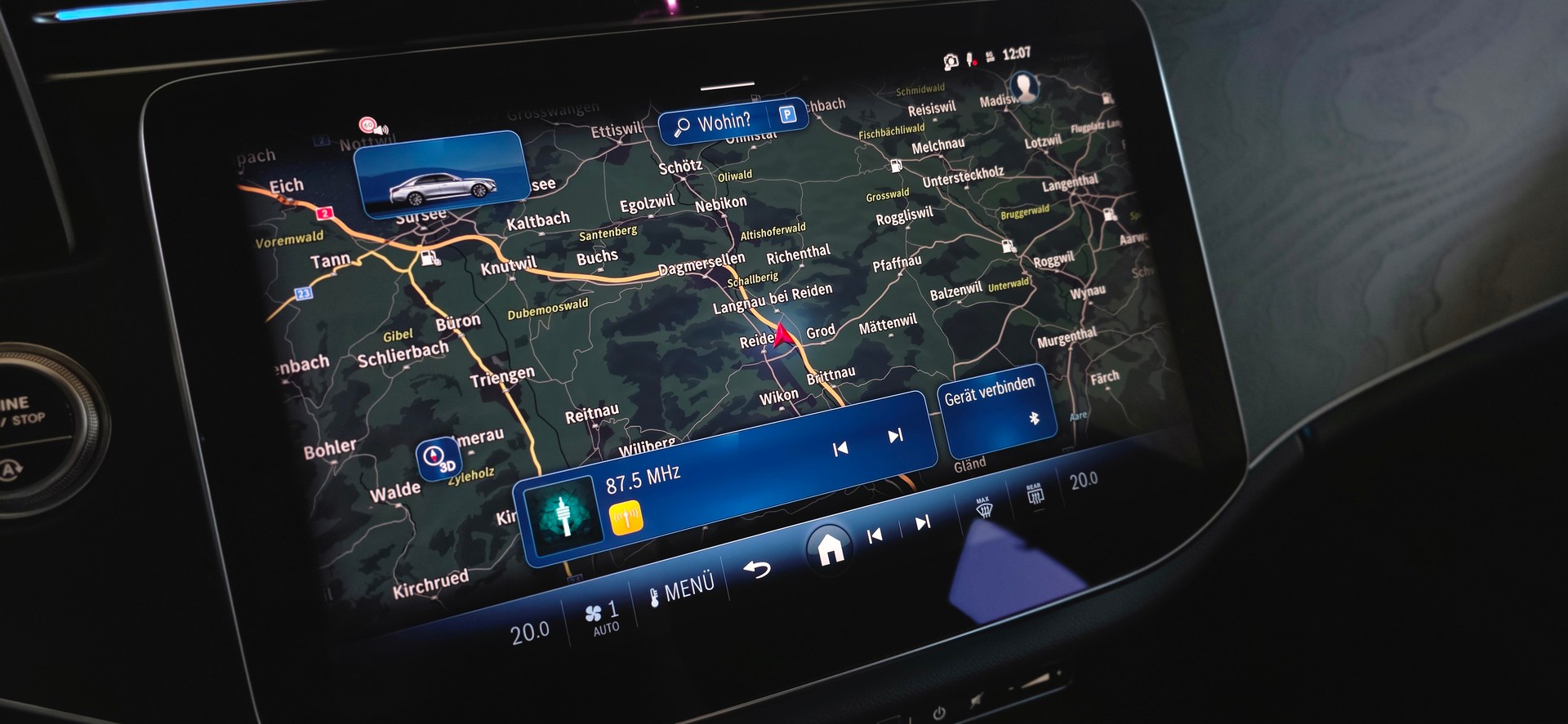 MERCEDES-BENZ E 220 d AMG Line 9G-Tronic *Werksgarantie**ACC*Laneassist*Ambientebeleuchtung*Sitzheizung*-image-18
