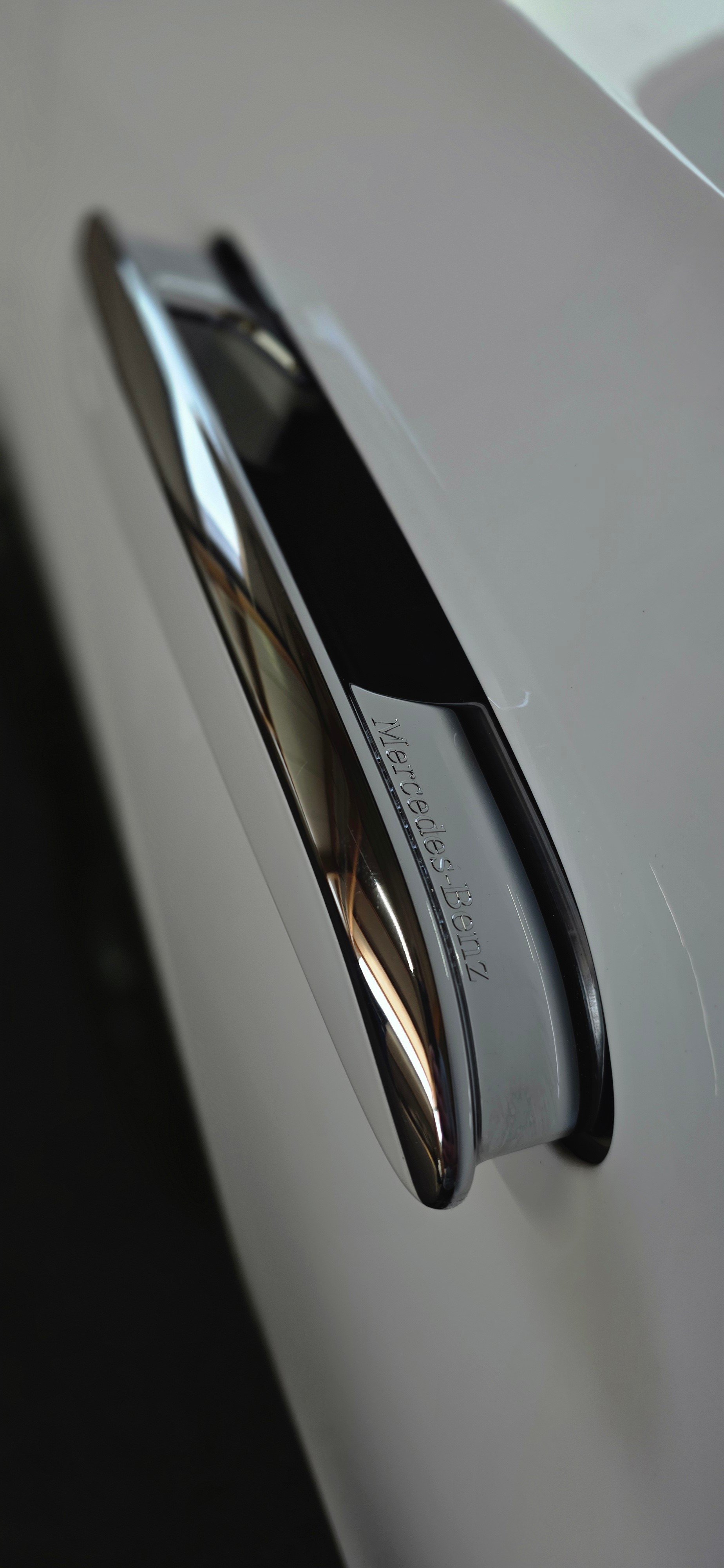 MERCEDES-BENZ E 220 d AMG Line 9G-Tronic *Werksgarantie**ACC*Laneassist*Ambientebeleuchtung*Sitzheizung*-image-26