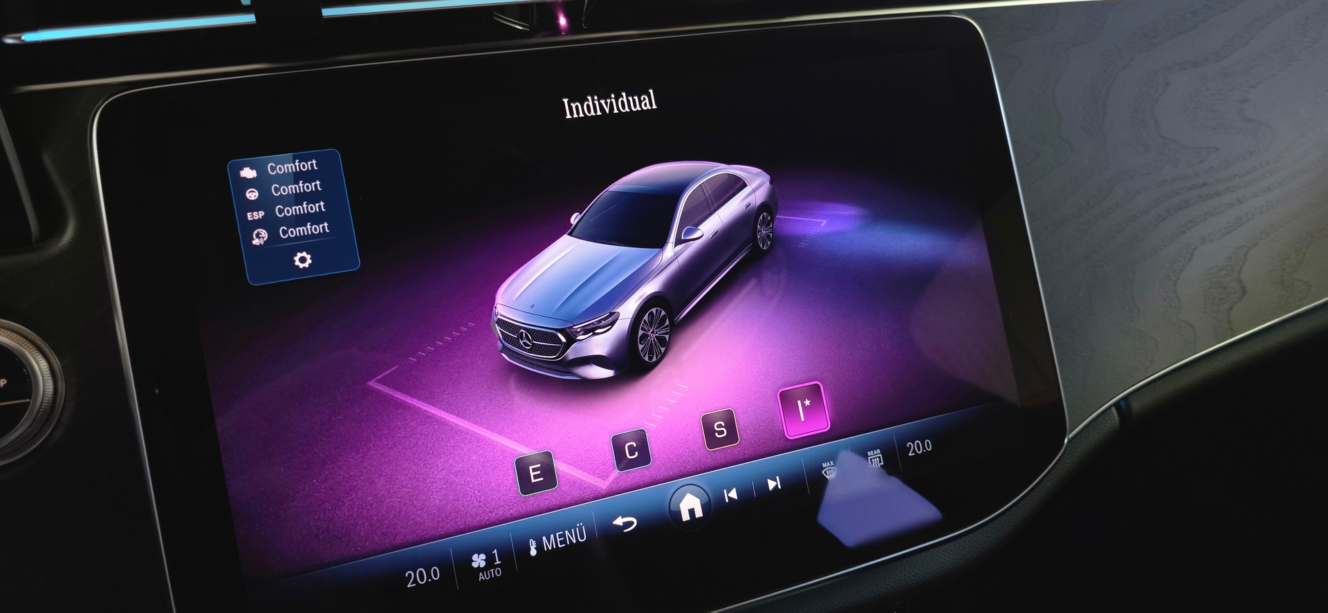 MERCEDES-BENZ E 220 d AMG Line 9G-Tronic *Werksgarantie**ACC*Laneassist*Ambientebeleuchtung*Sitzheizung*-image-17