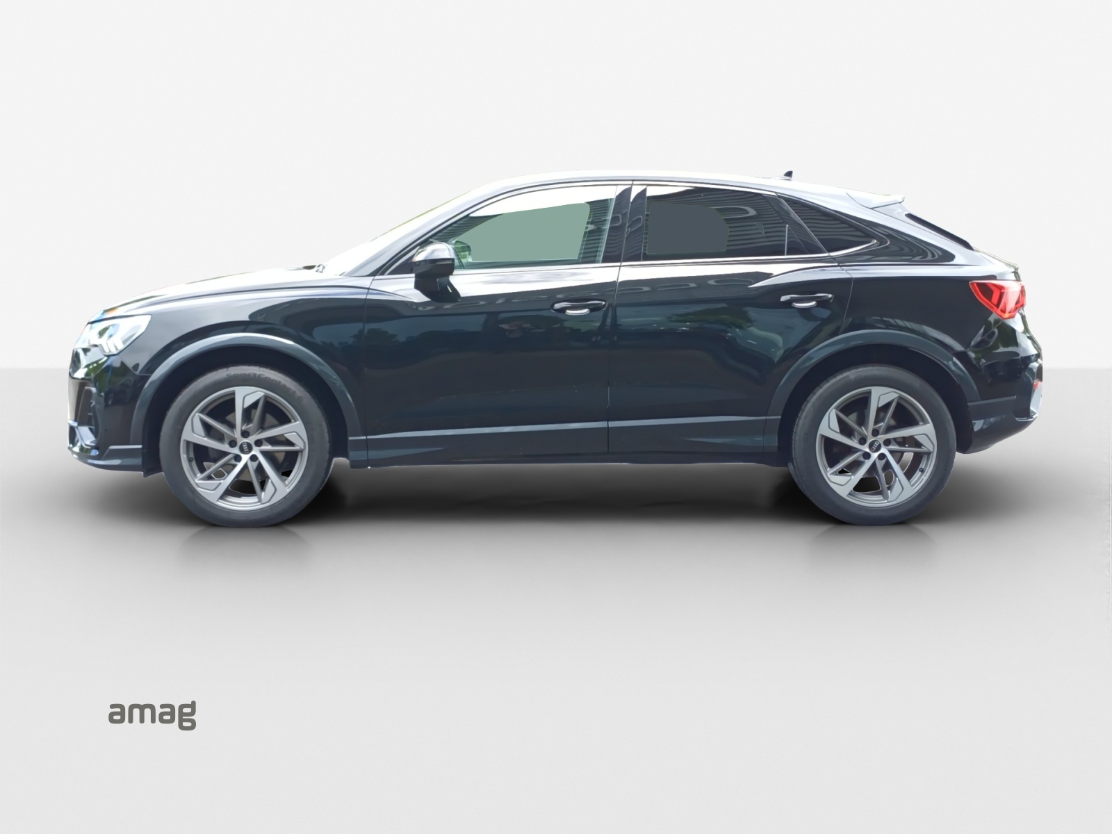 AUDI Q3 Sportback 35 TFSI Attraction S-tronic-image-1